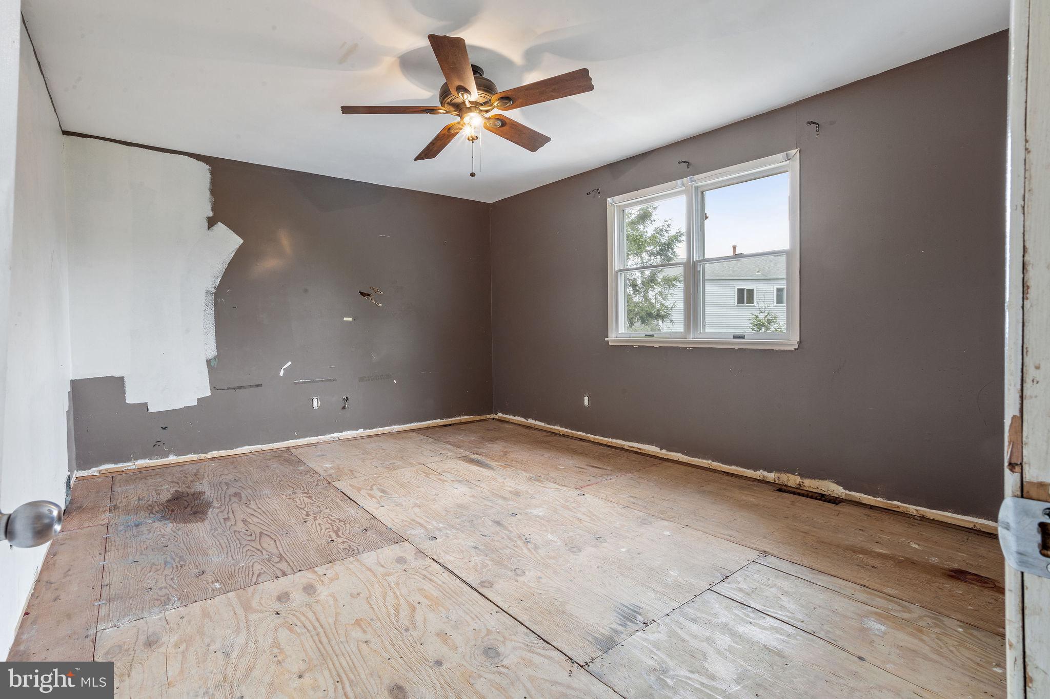 GLEN VIEW PARK - Residential