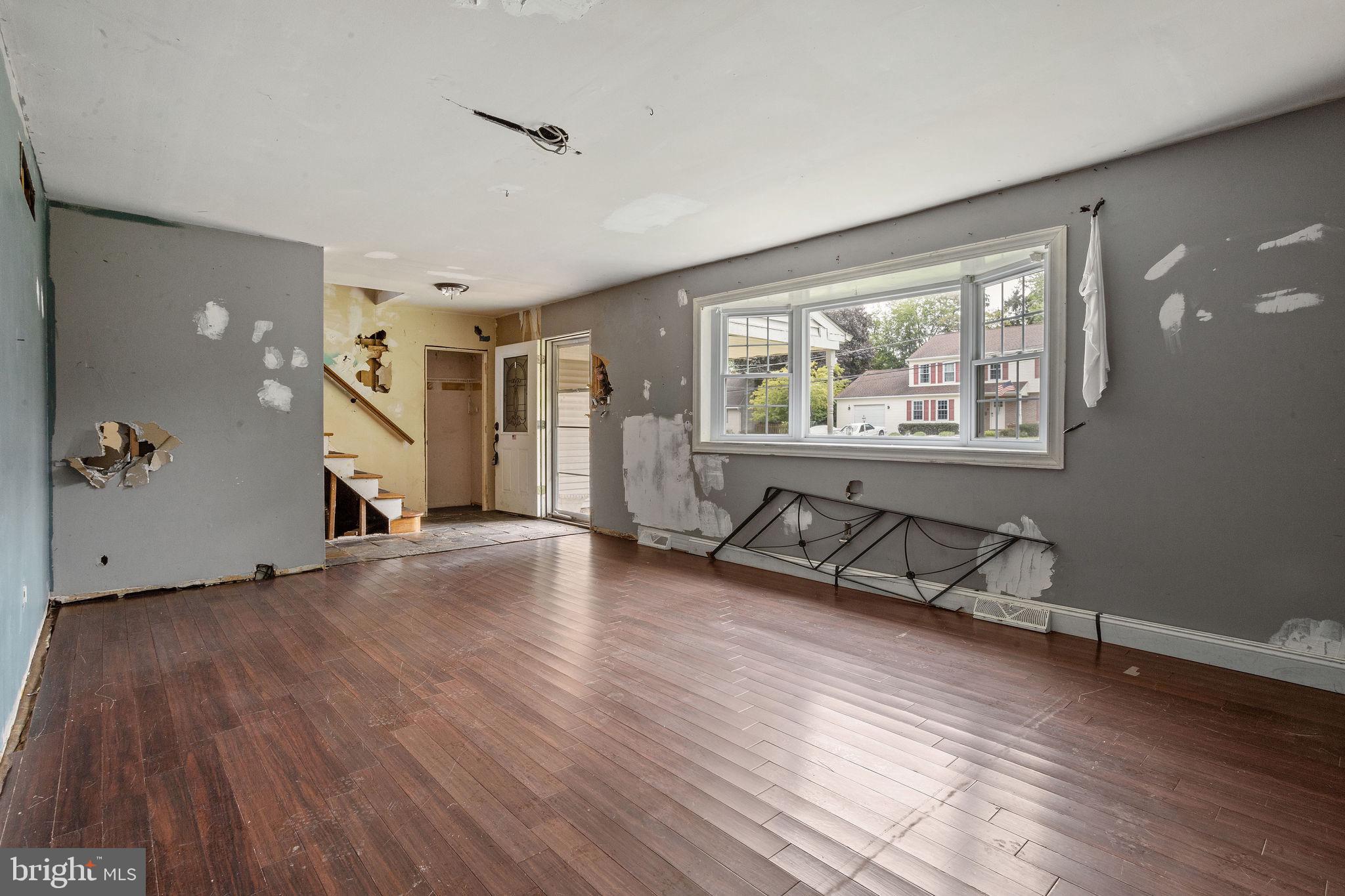 GLEN VIEW PARK - Residential