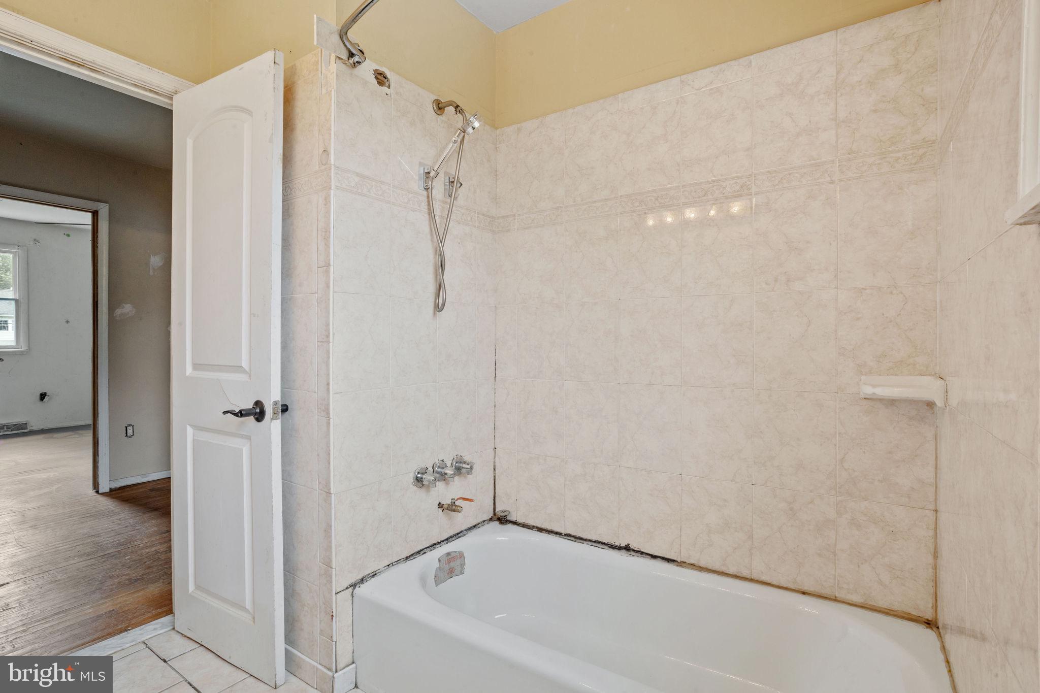 GLEN VIEW PARK - Residential