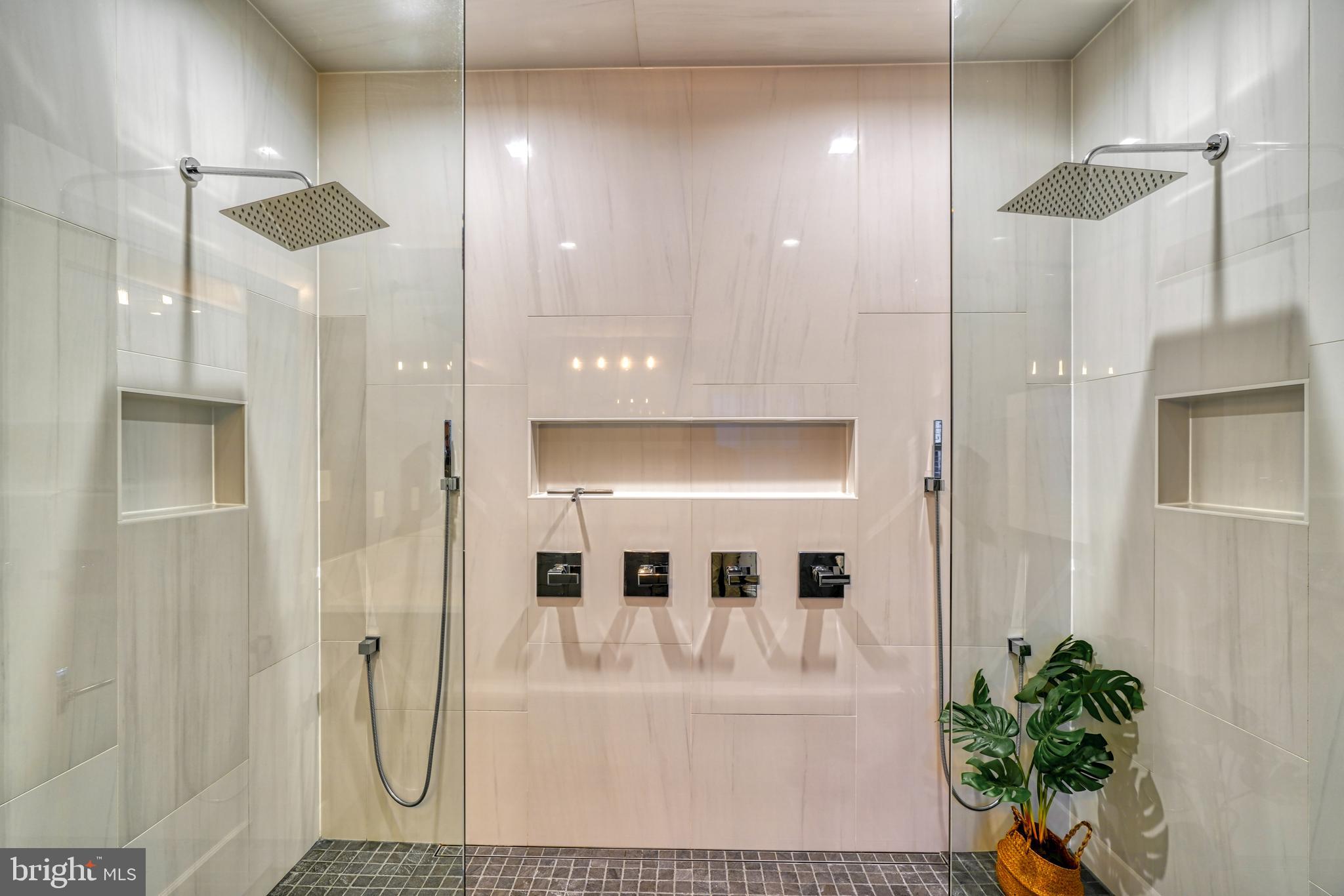 HUNT VALLEY OVERLOOK - Residential