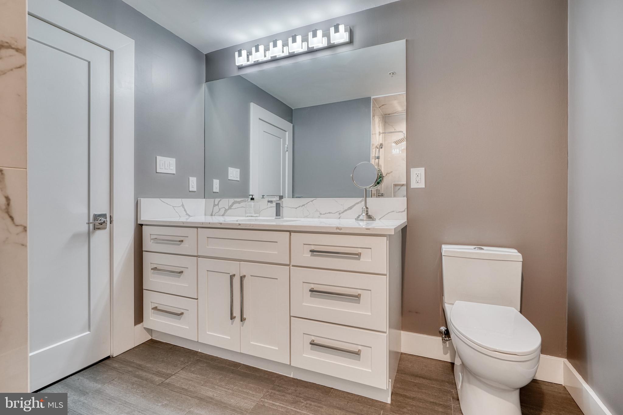 HUNT VALLEY OVERLOOK - Residential