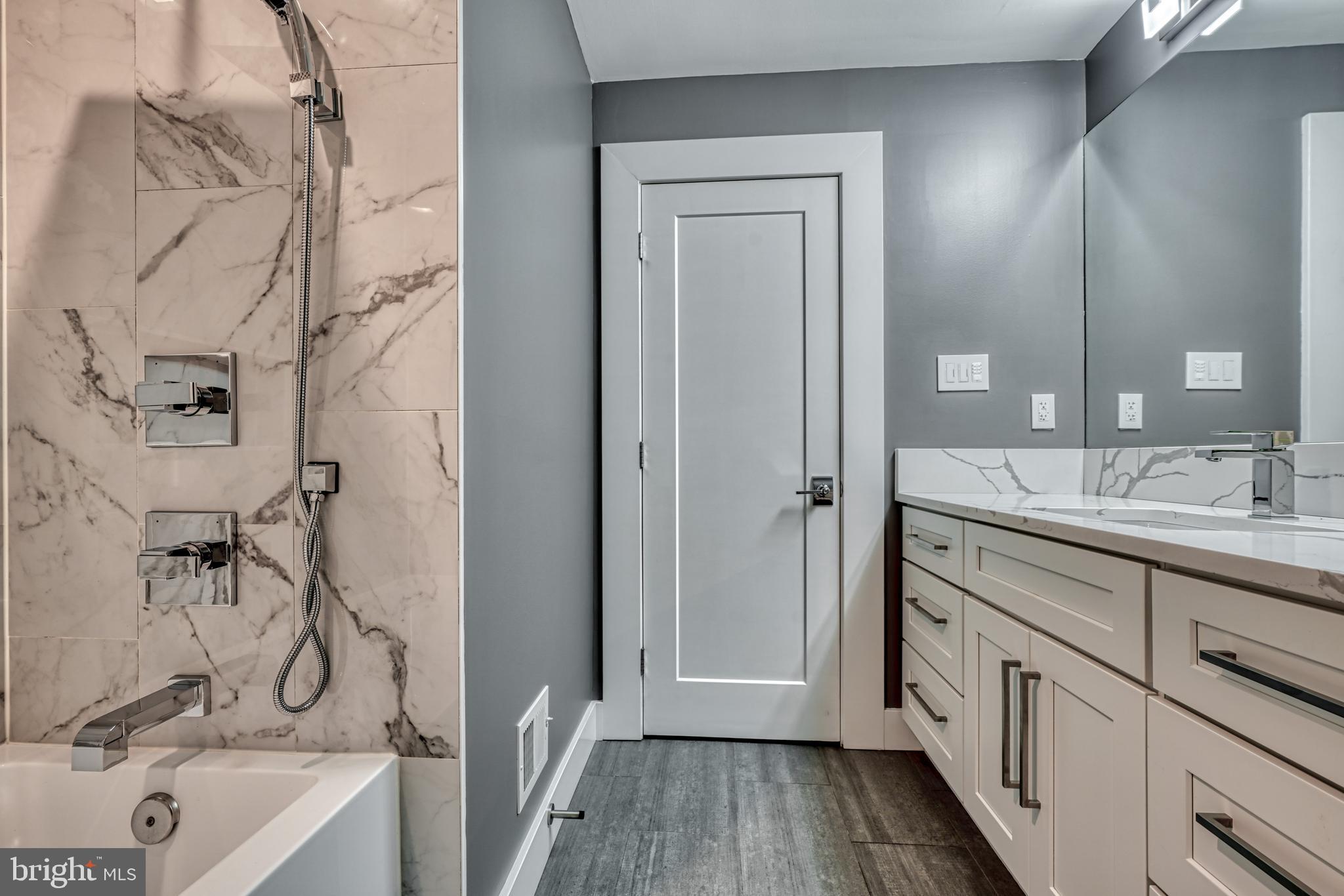 HUNT VALLEY OVERLOOK - Residential