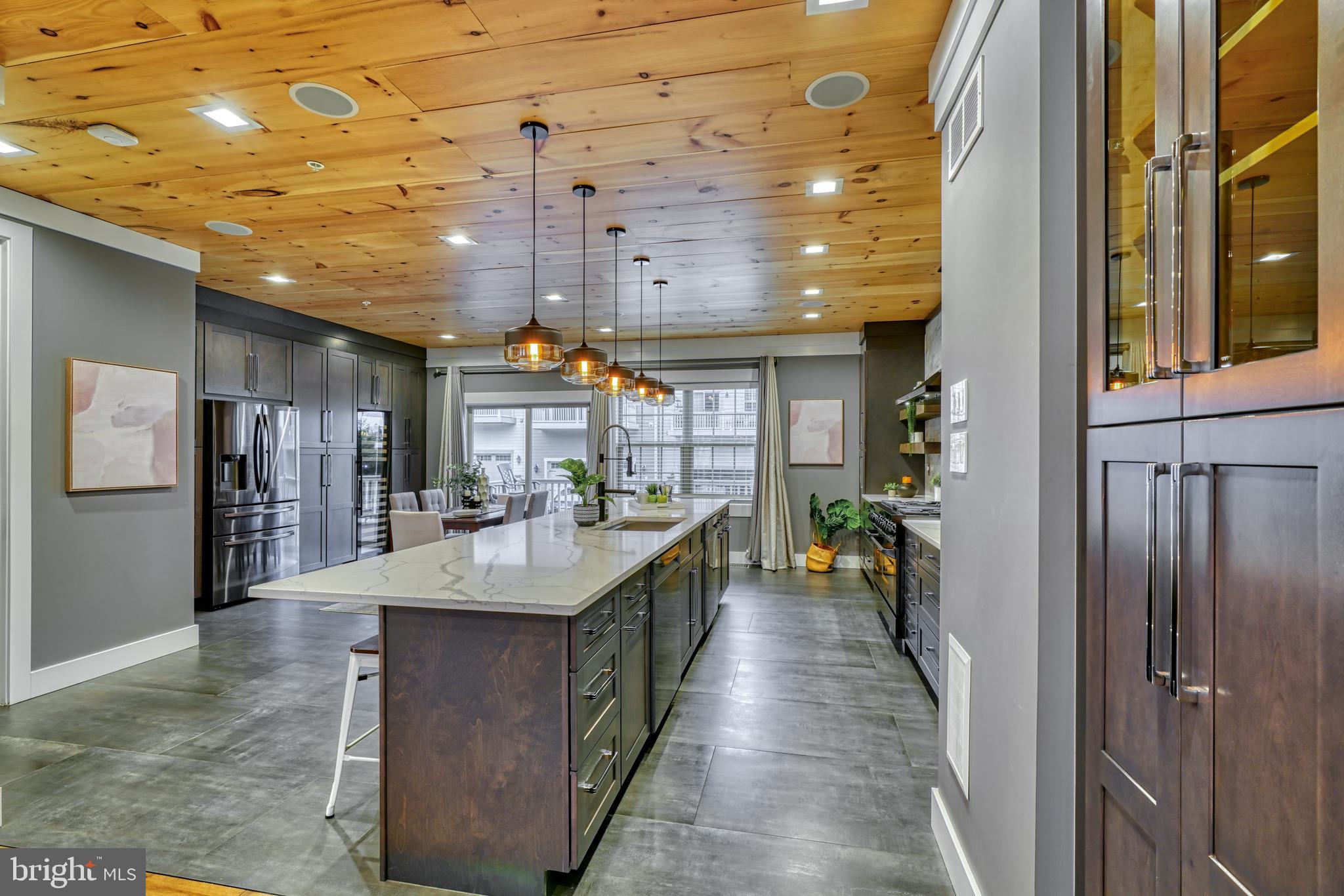 HUNT VALLEY OVERLOOK - Residential