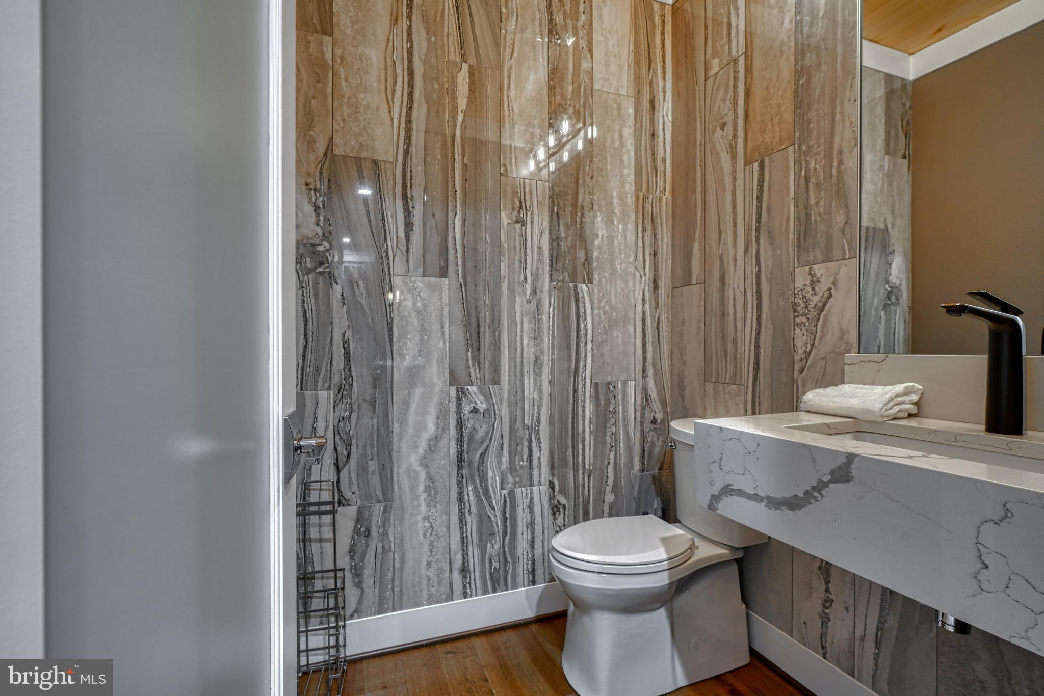 HUNT VALLEY OVERLOOK - Residential