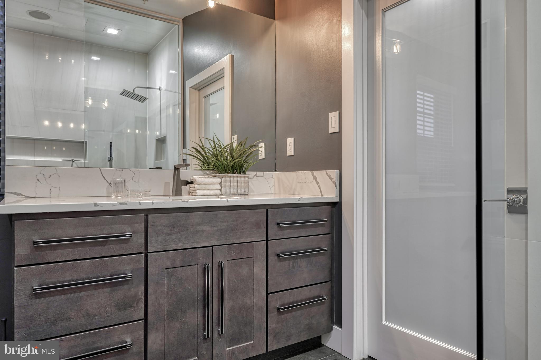 HUNT VALLEY OVERLOOK - Residential