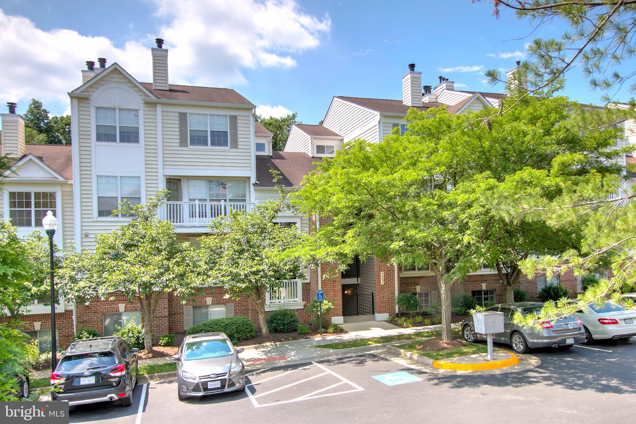 CHATHAM GREEN CONDOMINIUM - Residential Lease