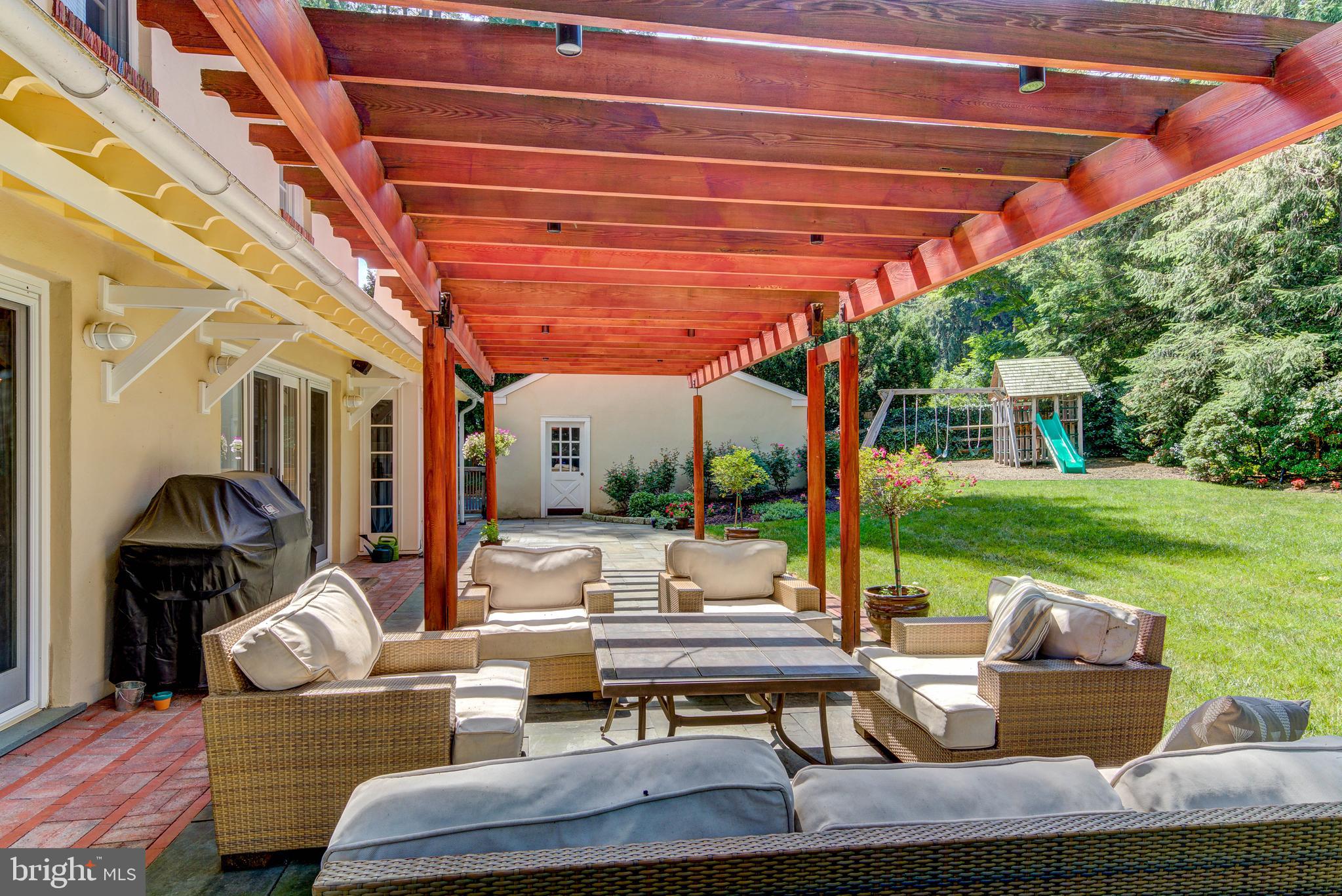 RITTENHOUSE ARBOR - Residential