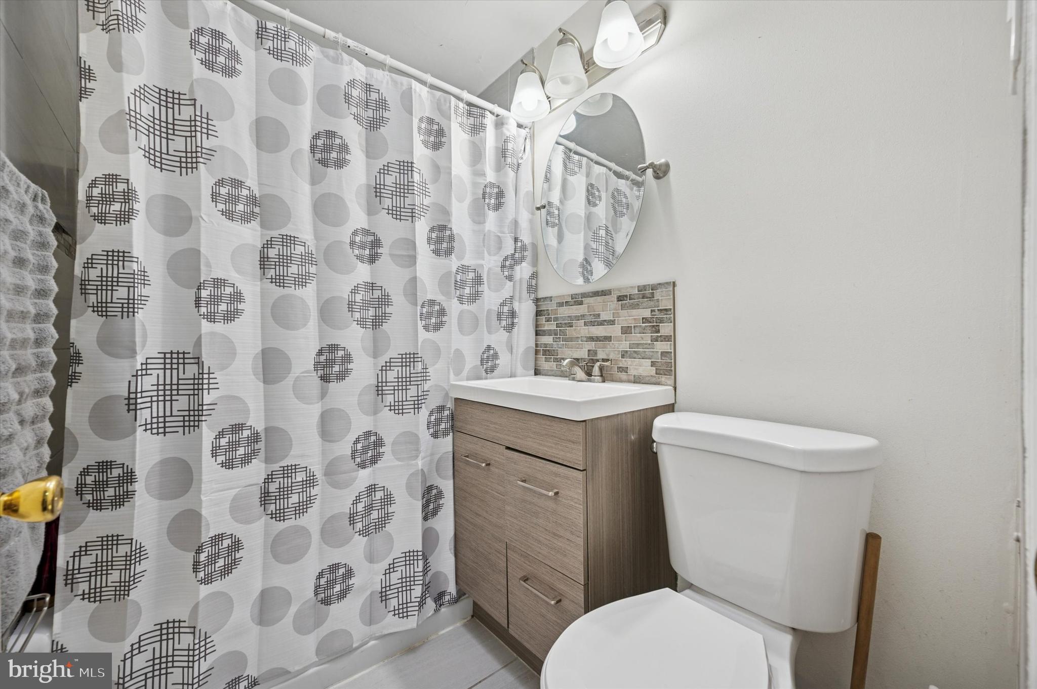 FRANKFORD - Residential