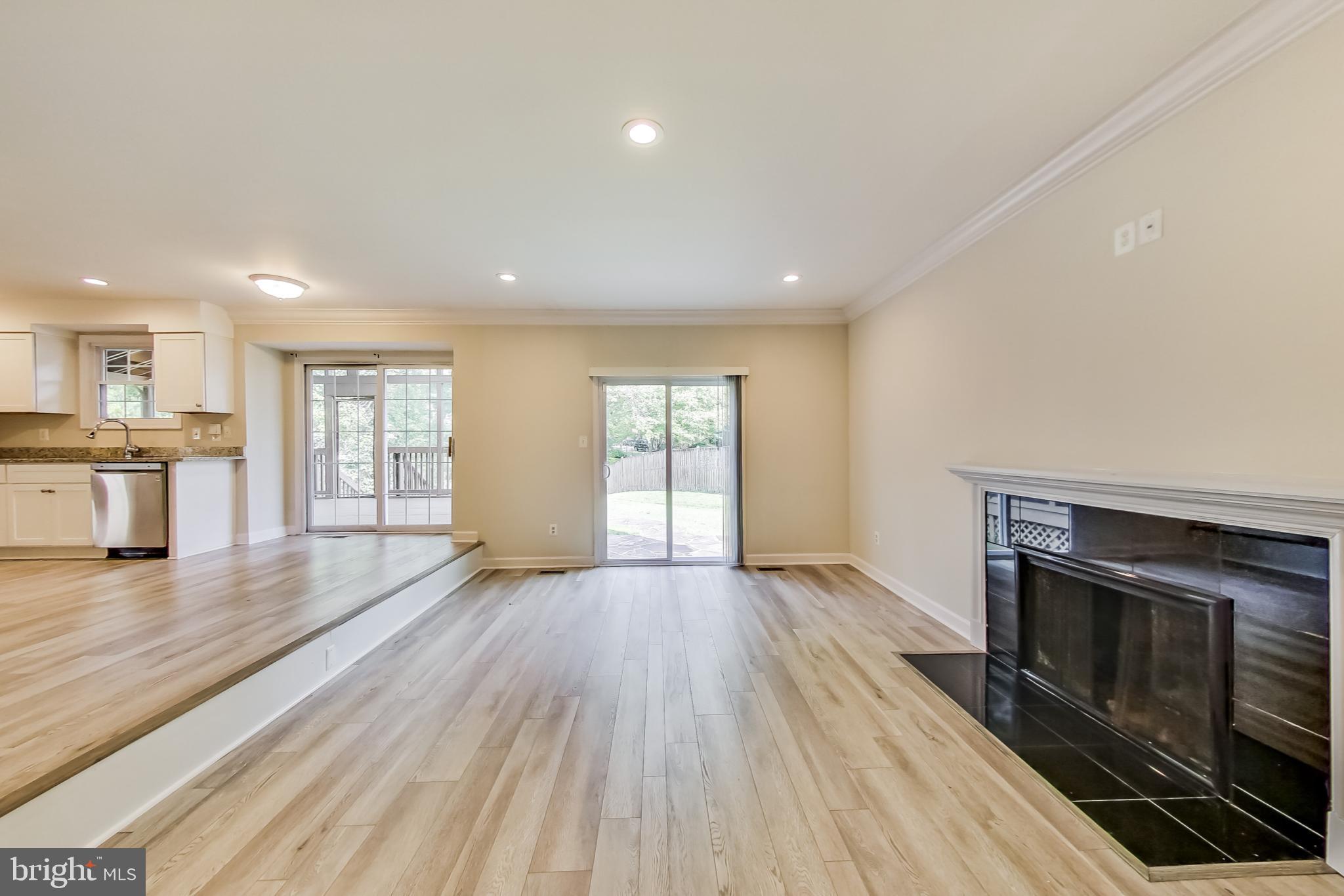 MONTROSE VILLAGE - Residential Lease