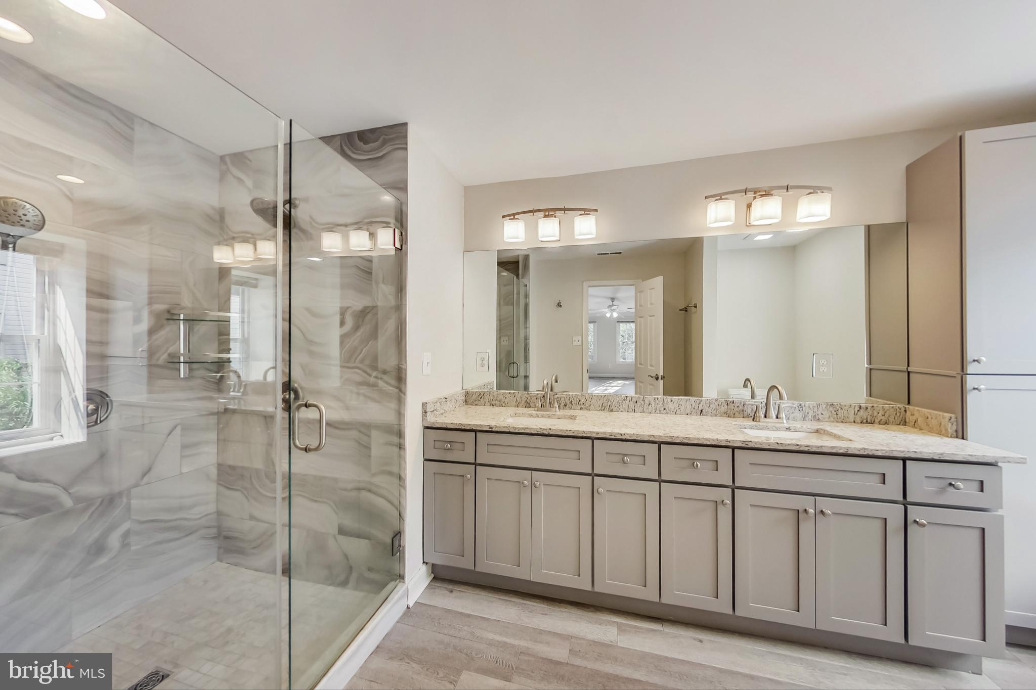 MONTROSE VILLAGE - Residential Lease