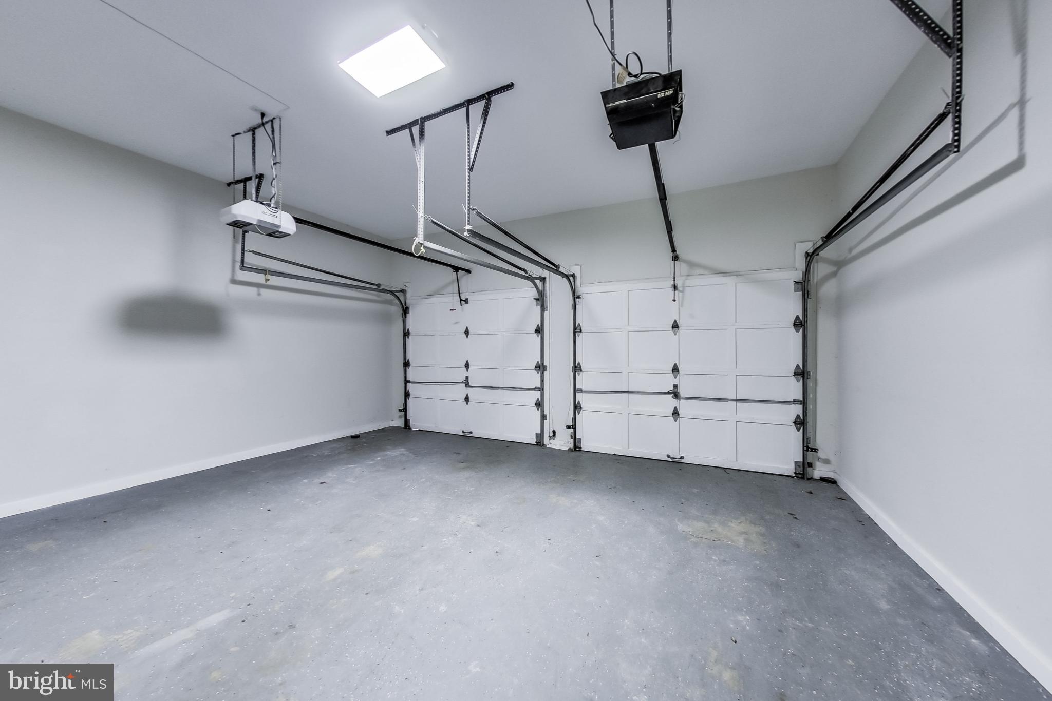 MONTROSE VILLAGE - Residential Lease