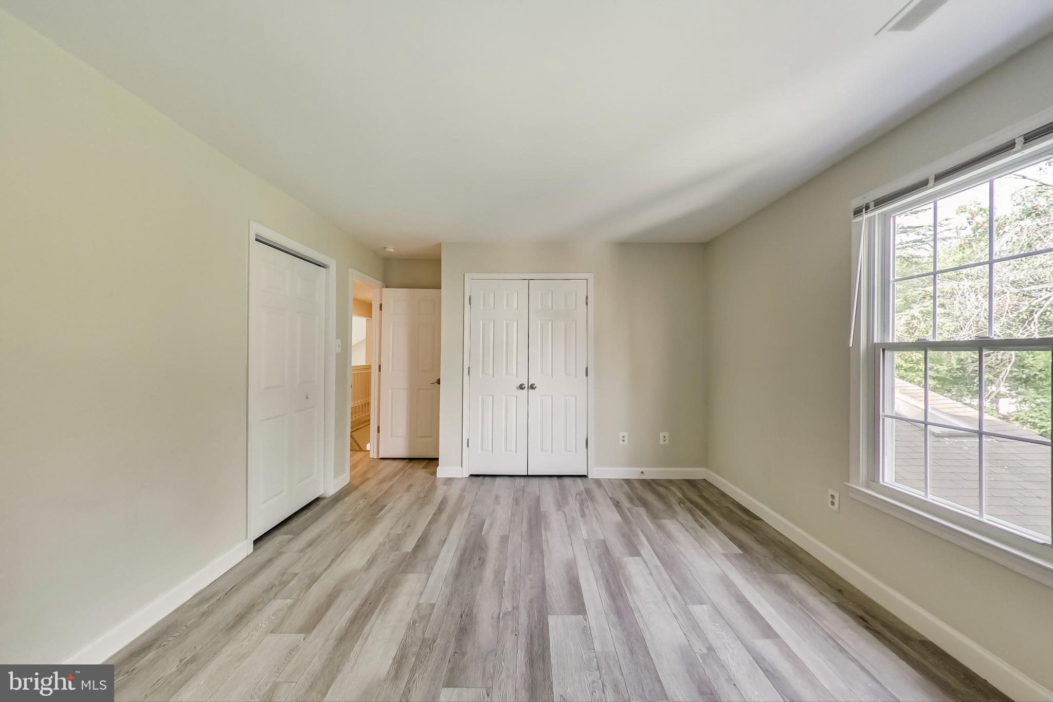 MONTROSE VILLAGE - Residential Lease