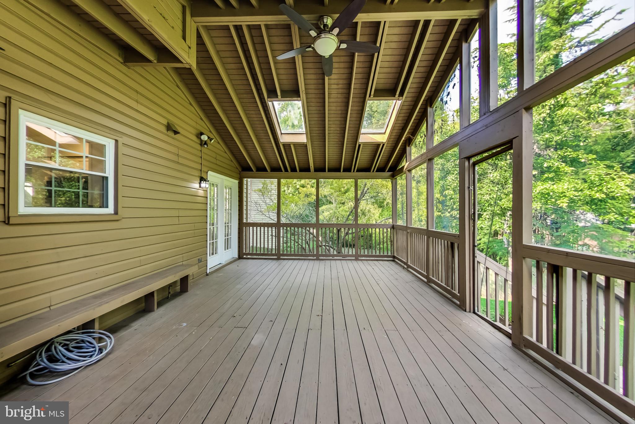 MONTROSE VILLAGE - Residential Lease