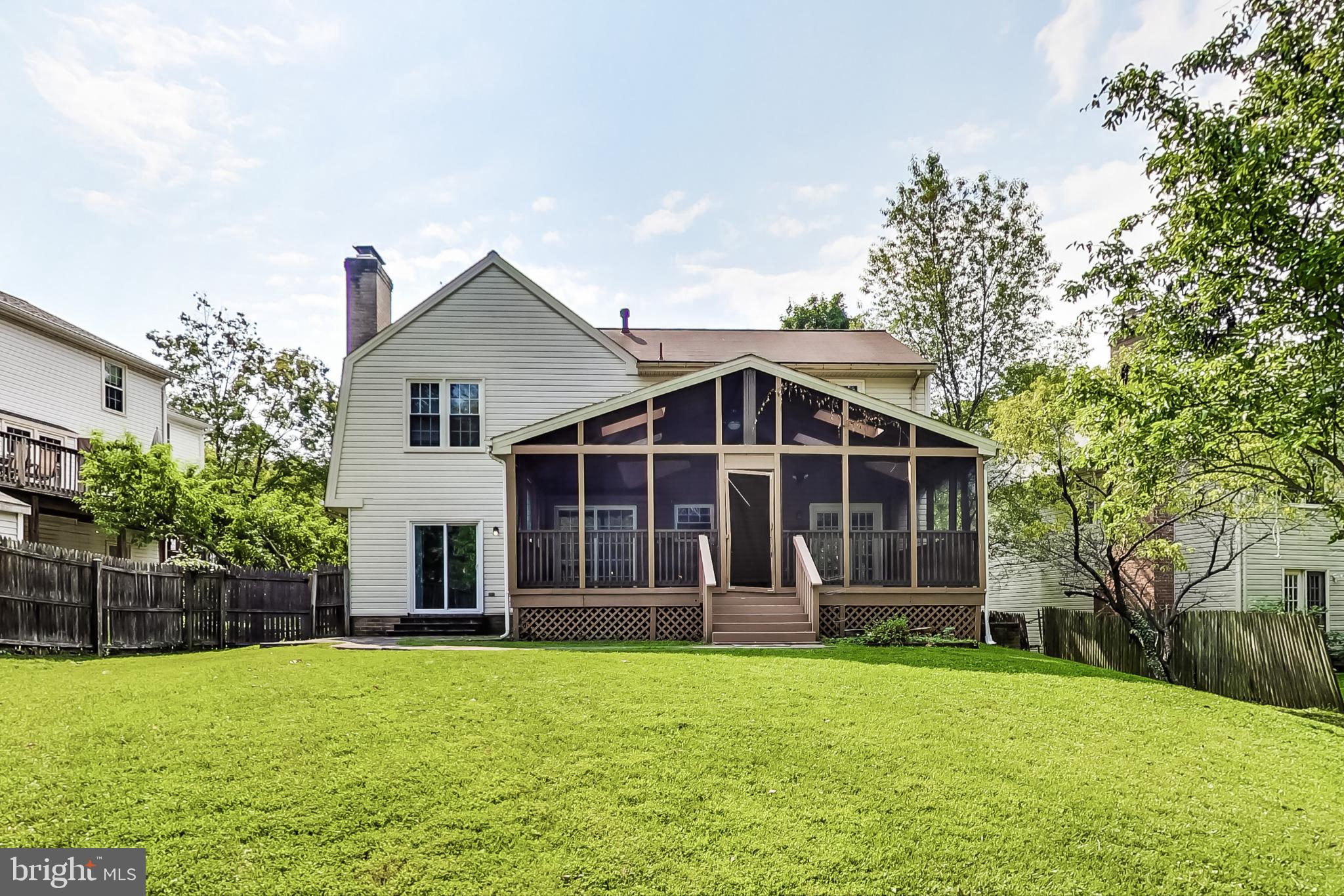 MONTROSE VILLAGE - Residential Lease