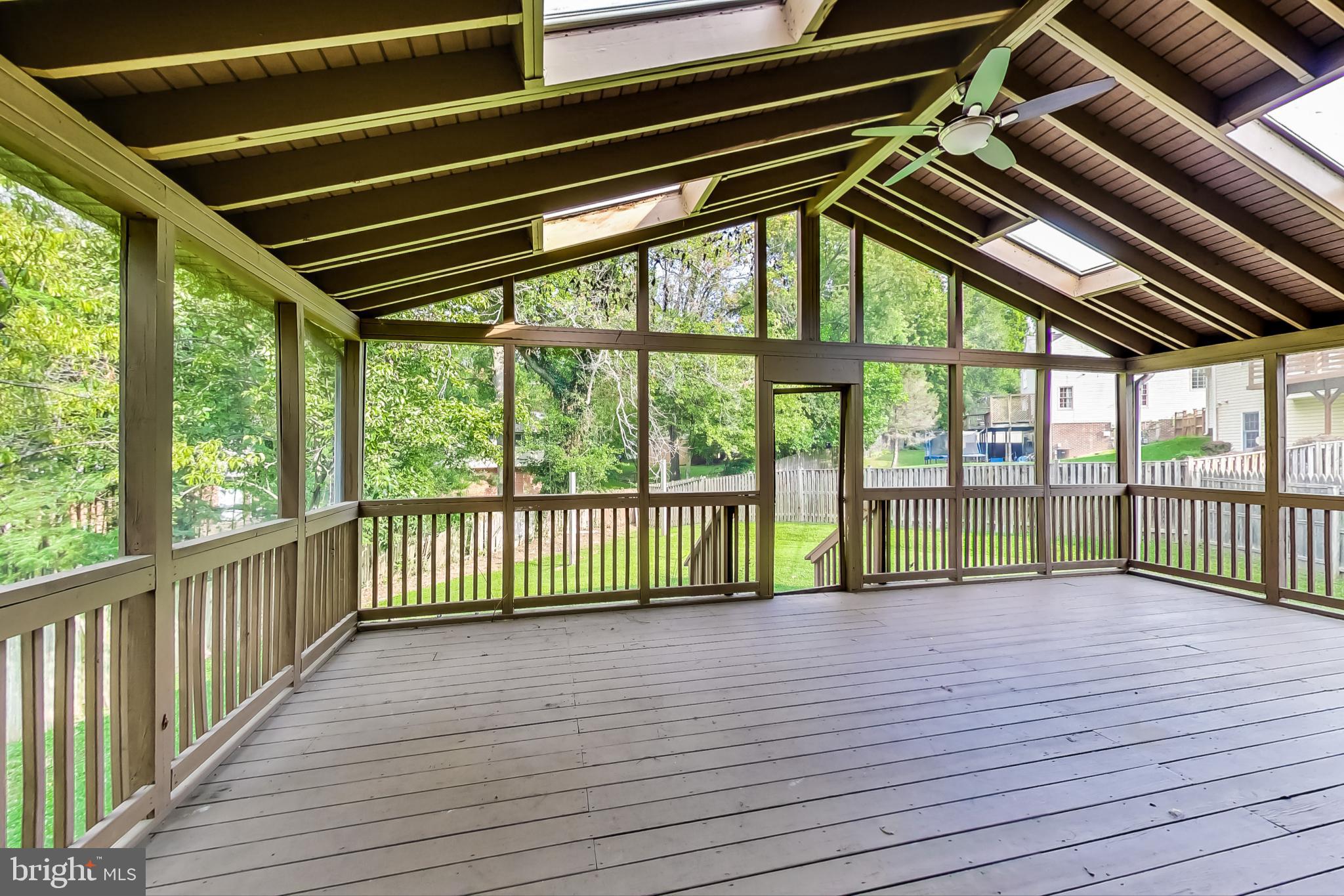 MONTROSE VILLAGE - Residential Lease