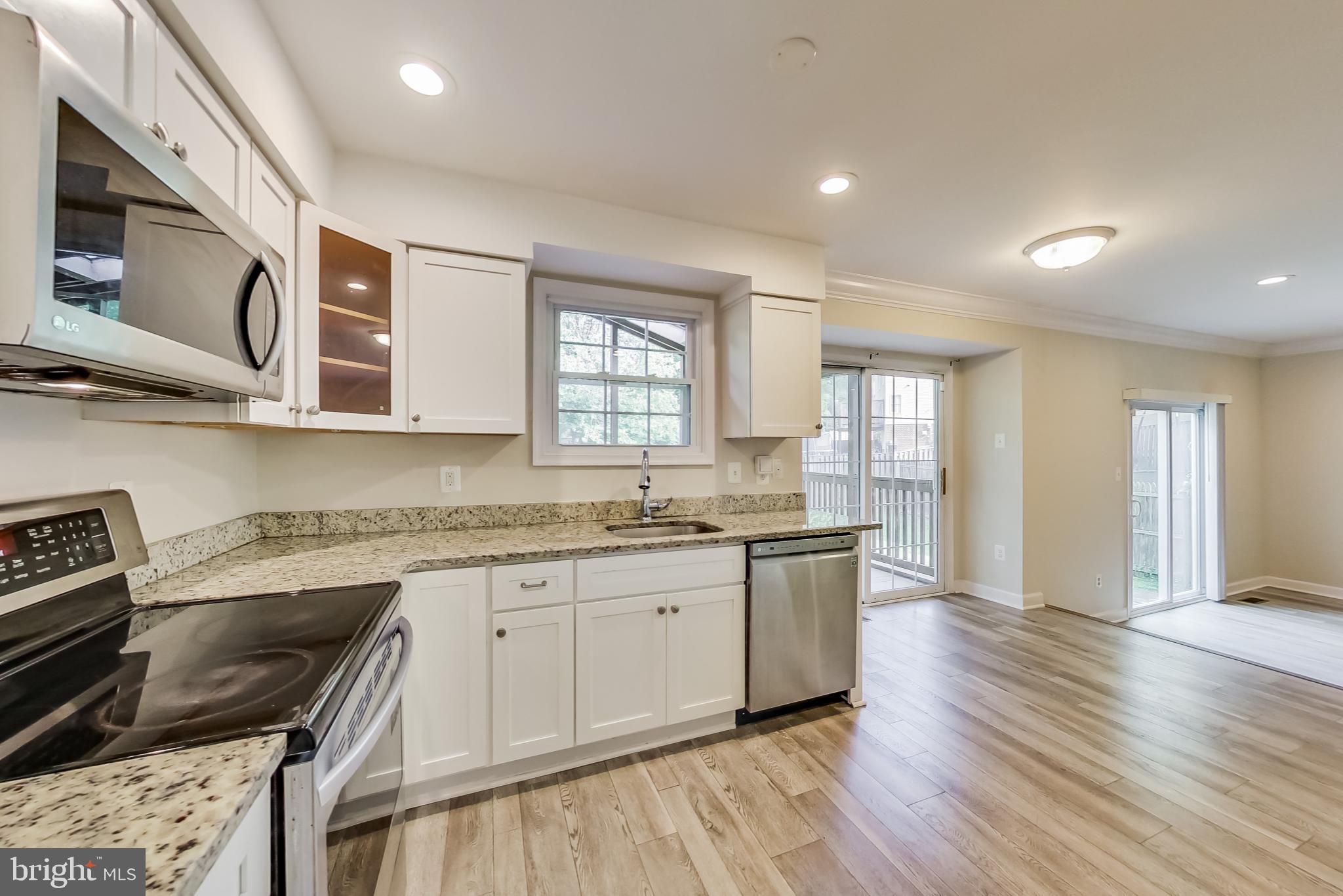 MONTROSE VILLAGE - Residential Lease