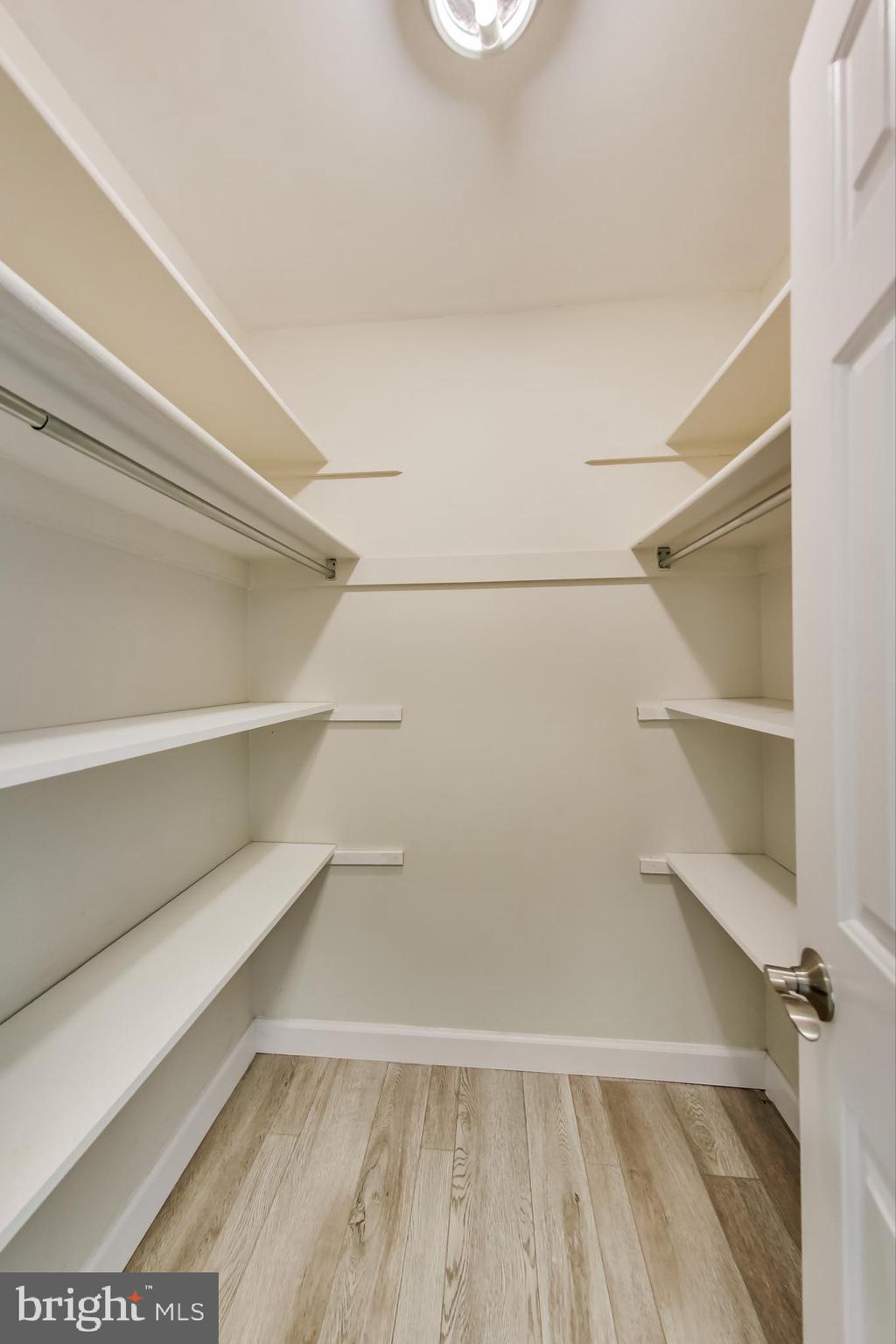 MONTROSE VILLAGE - Residential Lease