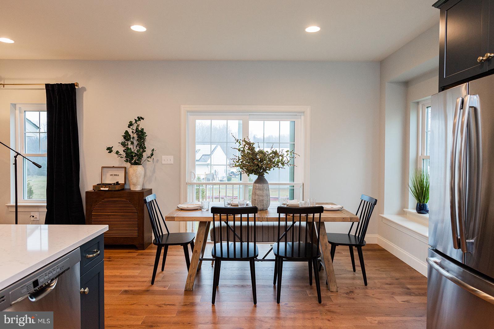 PINE VIEW ESTATES - Residential