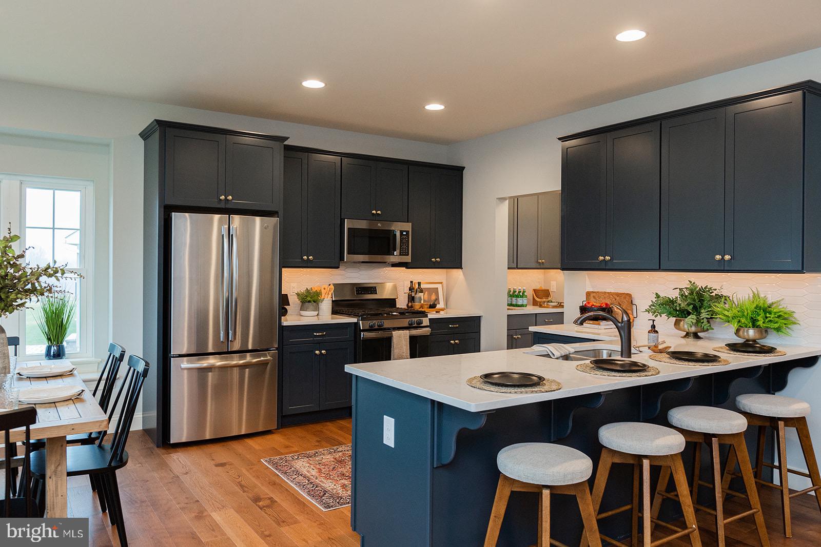 PINE VIEW ESTATES - Residential