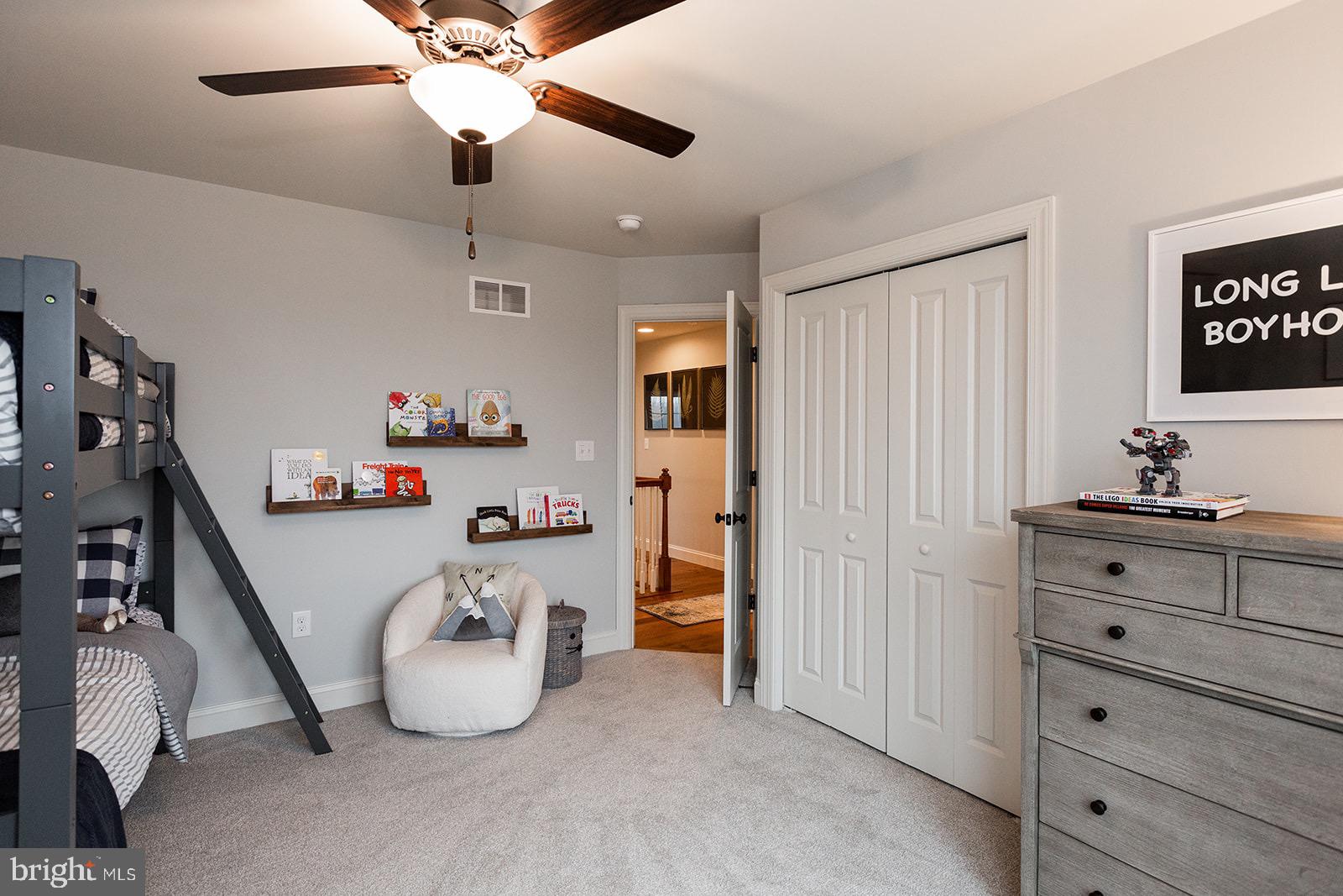 PINE VIEW ESTATES - Residential