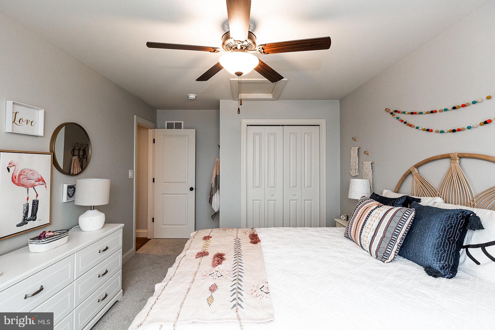 PINE VIEW ESTATES - Residential