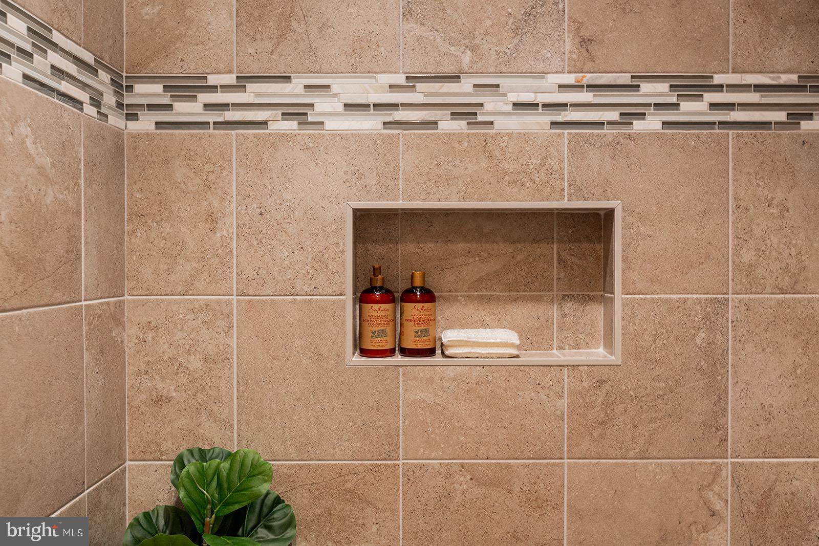 PINE VIEW ESTATES - Residential