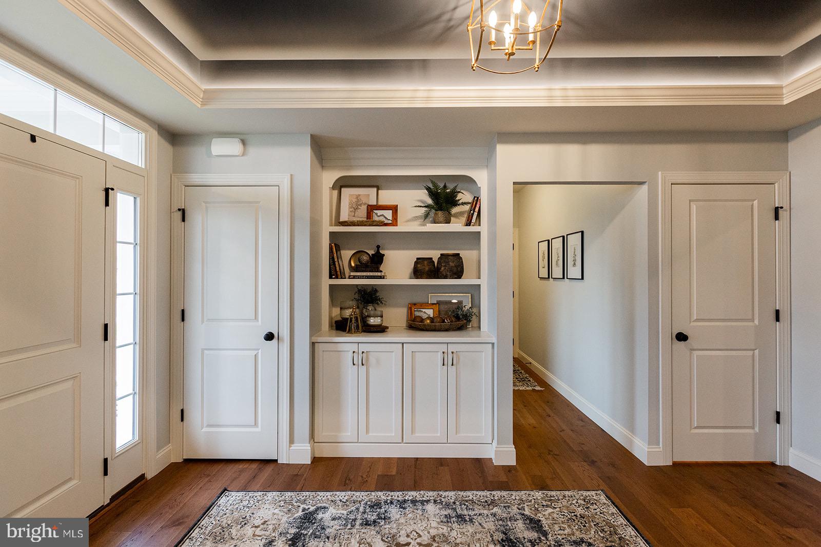 PINE VIEW ESTATES - Residential