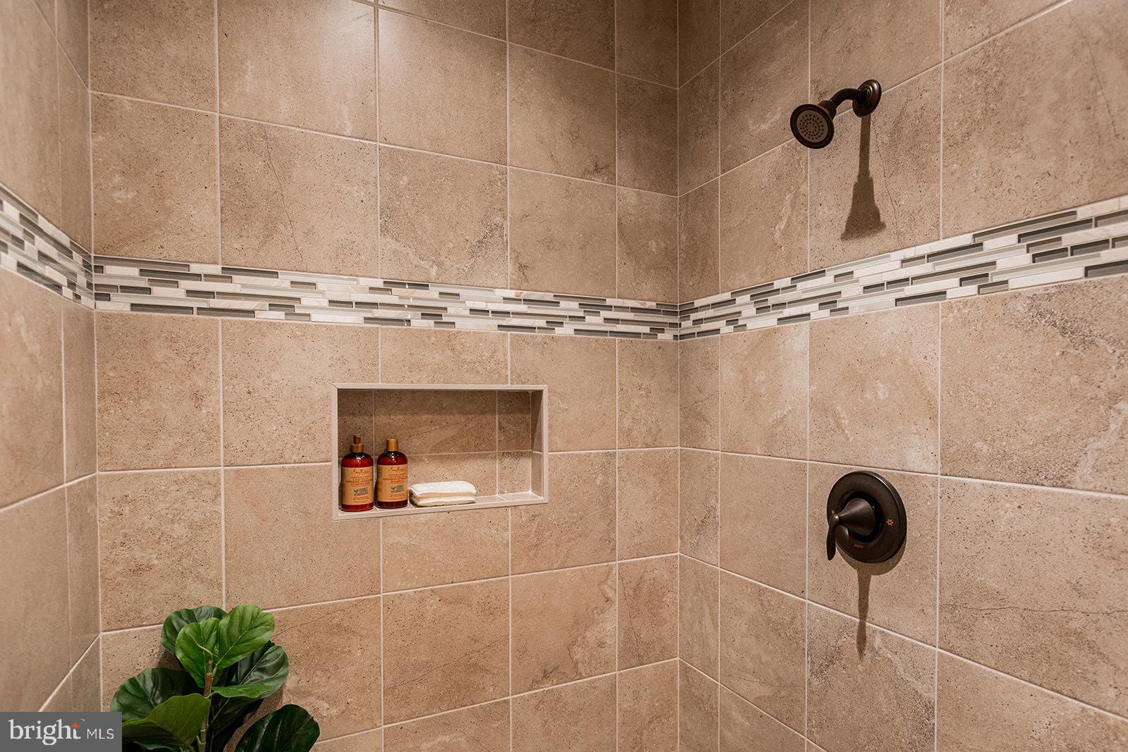 PINE VIEW ESTATES - Residential