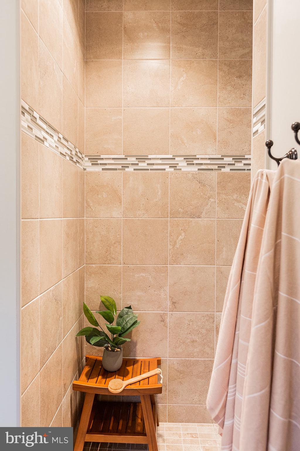 PINE VIEW ESTATES - Residential