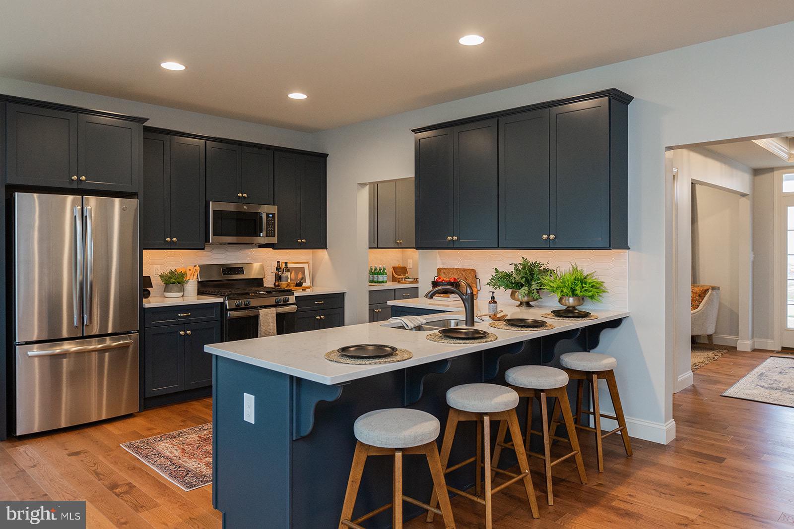 PINE VIEW ESTATES - Residential