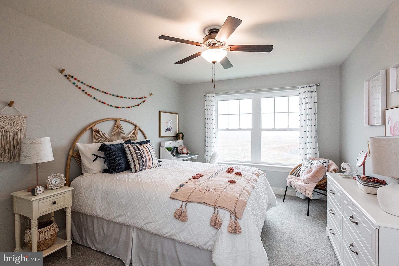 PINE VIEW ESTATES - Residential