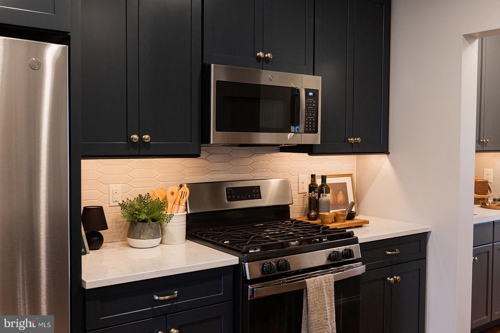 PINE VIEW ESTATES - Residential