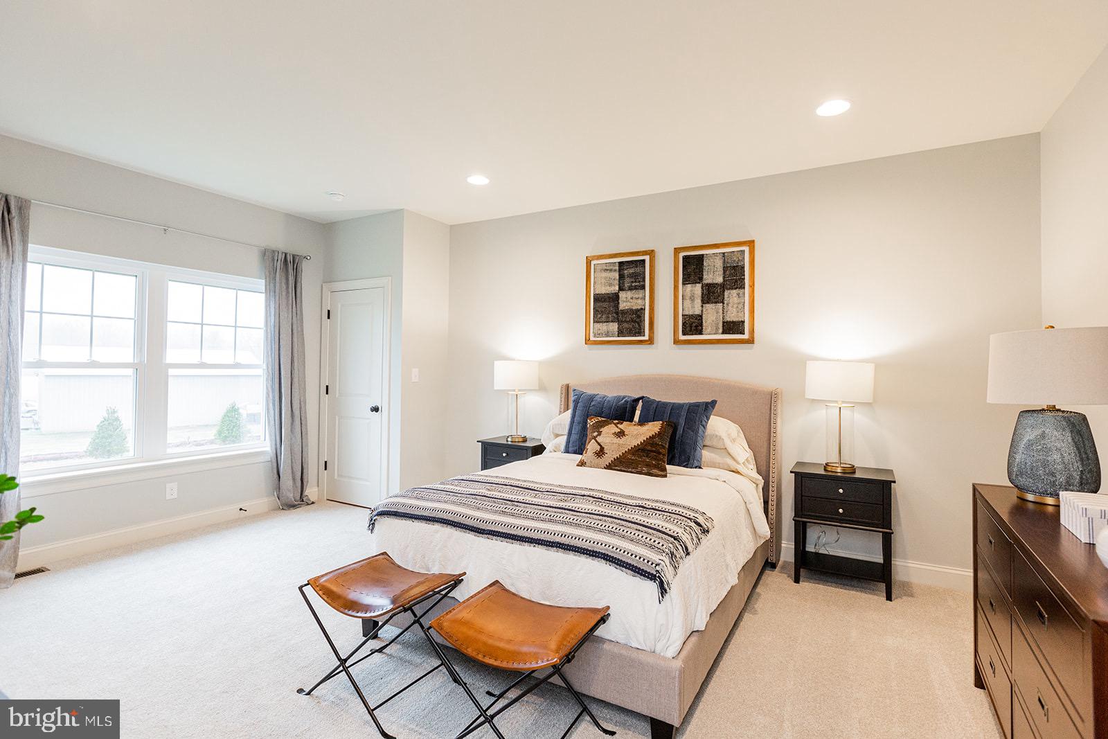 PINE VIEW ESTATES - Residential