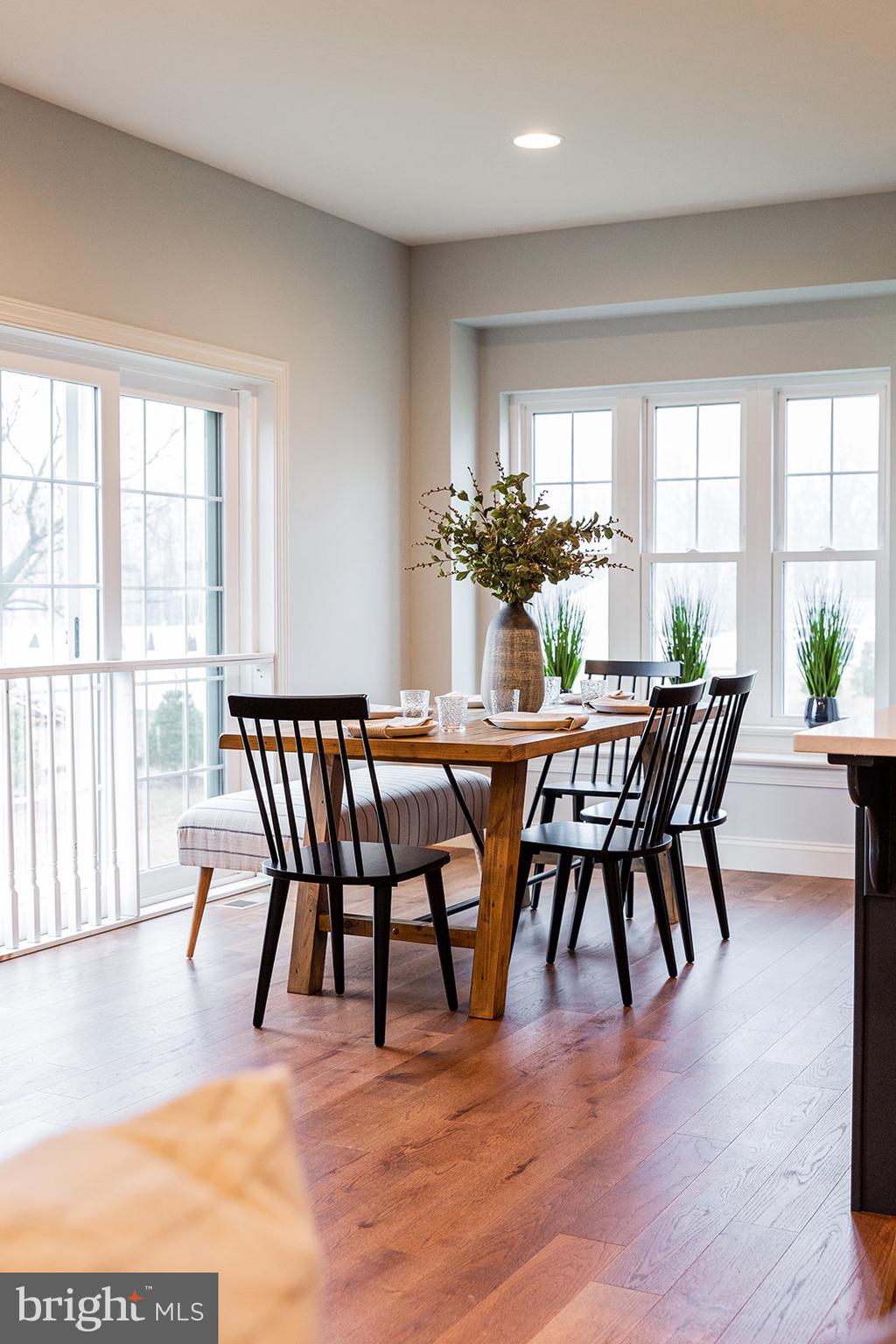 PINE VIEW ESTATES - Residential