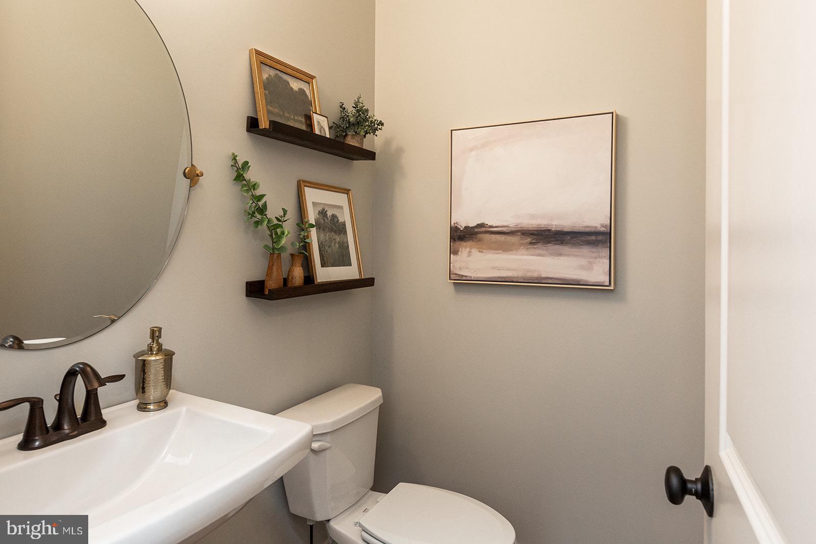 PINE VIEW ESTATES - Residential