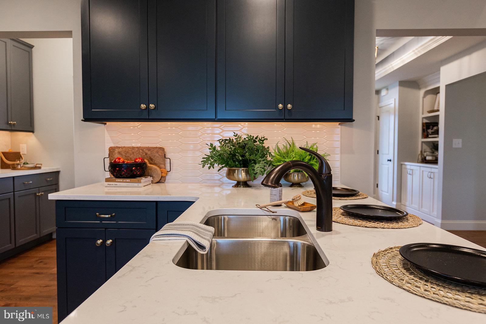 PINE VIEW ESTATES - Residential