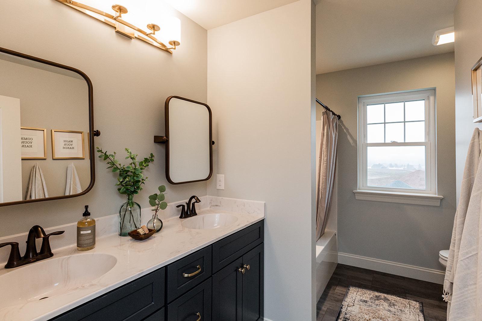 PINE VIEW ESTATES - Residential