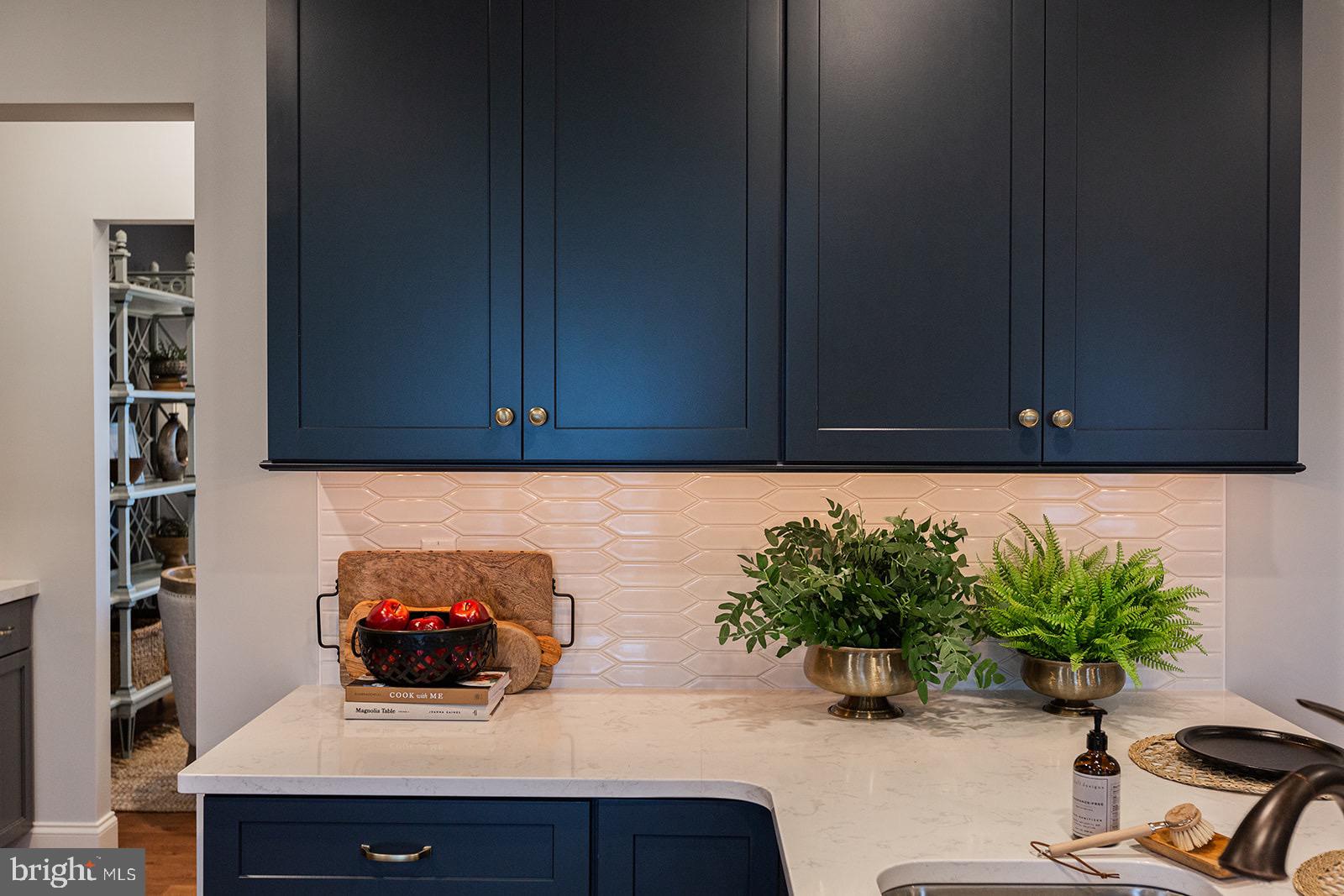 PINE VIEW ESTATES - Residential