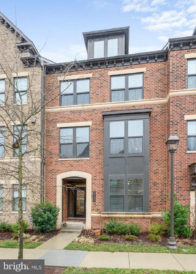 WESTMOORE AT MOOREFIELD - Residential Lease