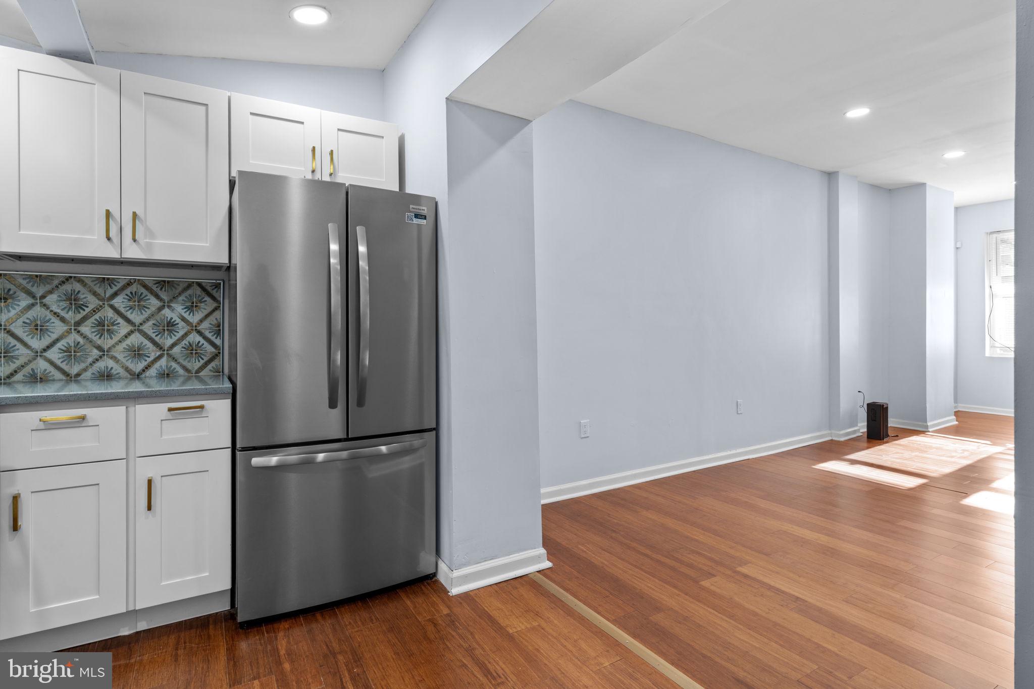 KENSINGTON - Residential