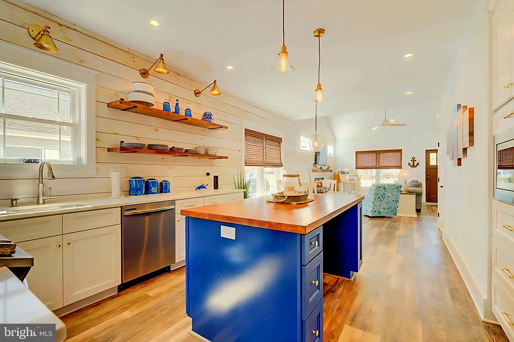 CHINCOTEAGUE - Residential