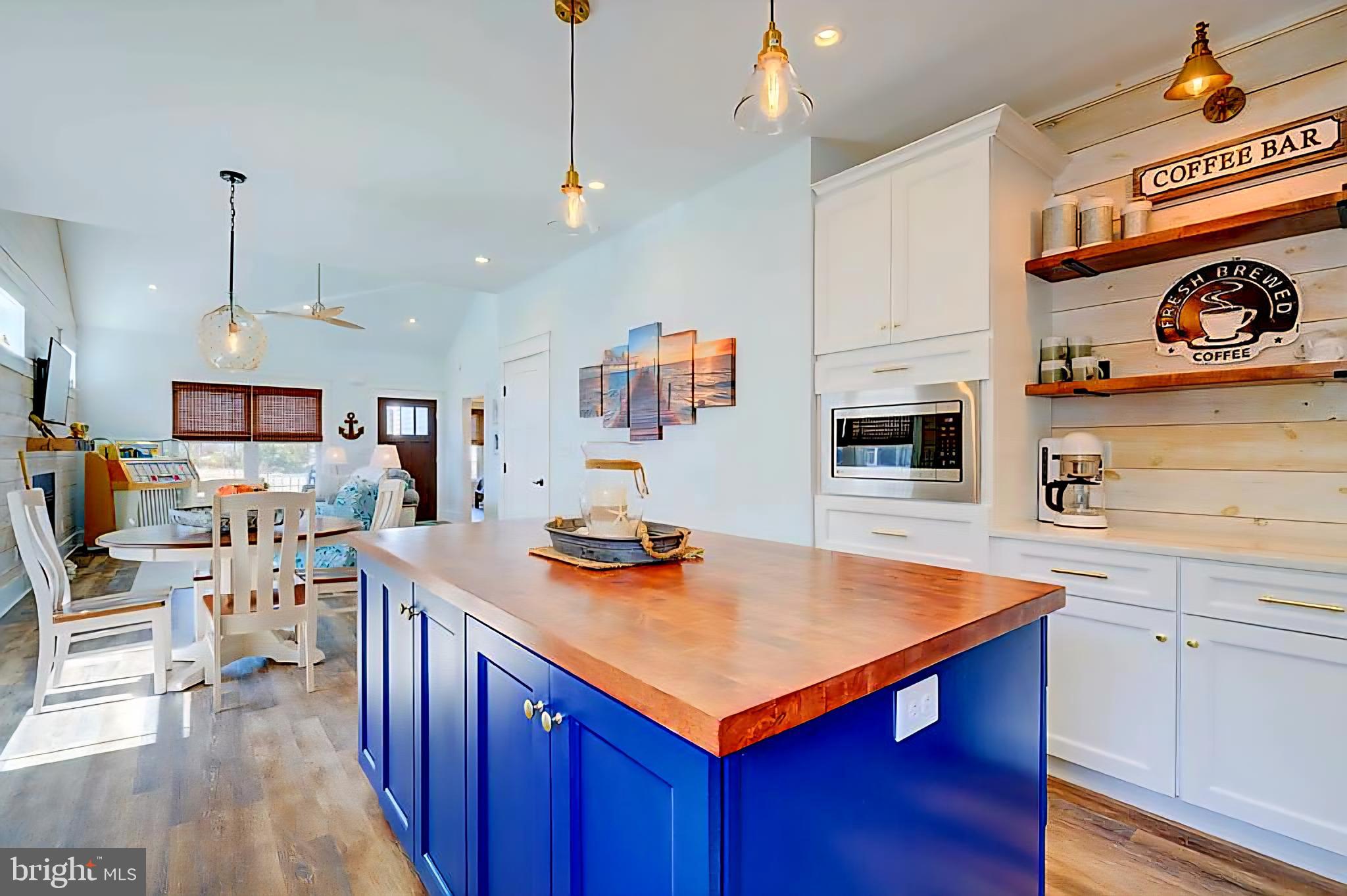 CHINCOTEAGUE - Residential