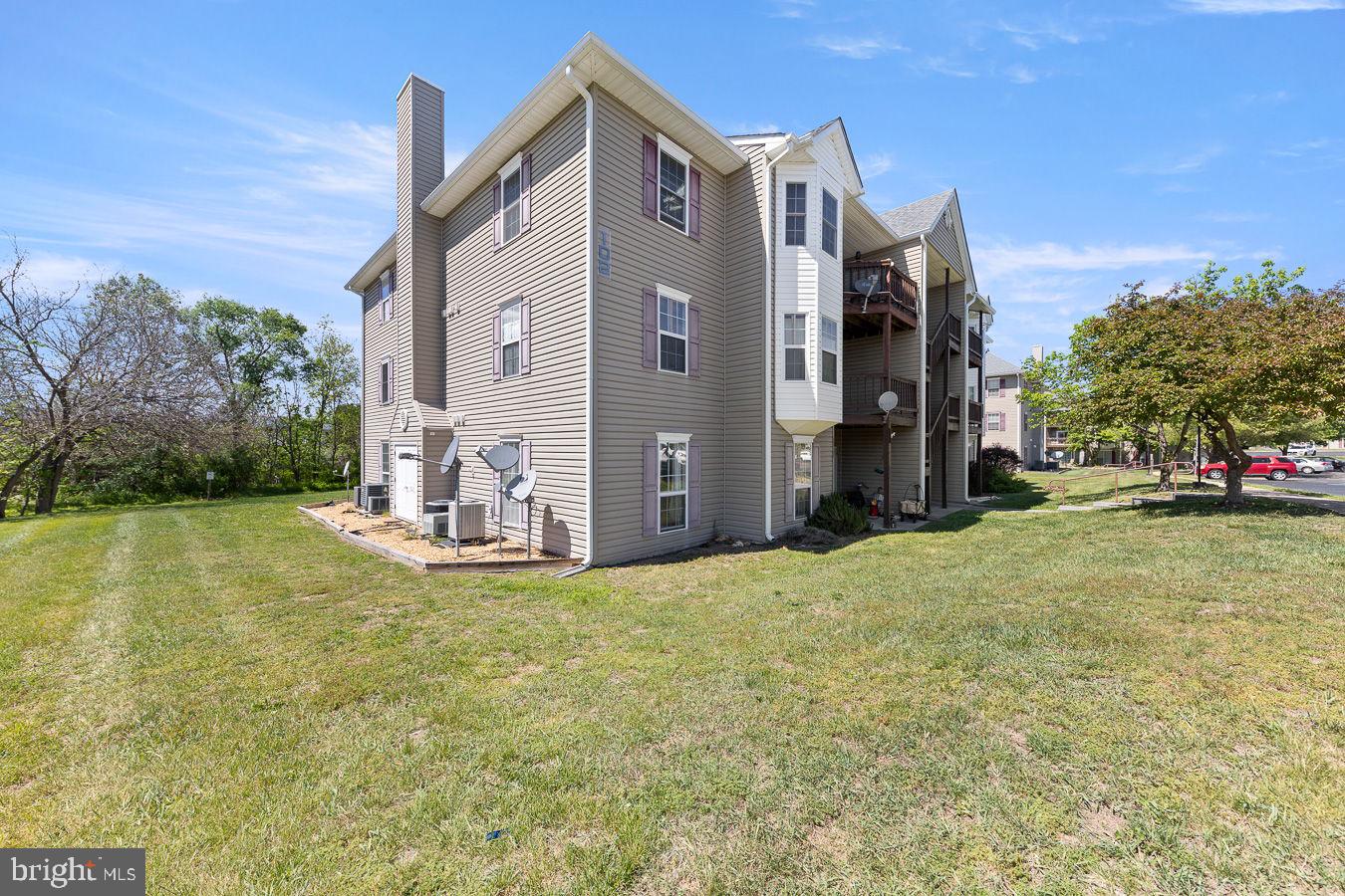 TIMBERLAKE TERRACE - Residential