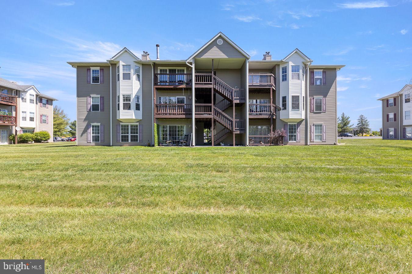TIMBERLAKE TERRACE - Residential