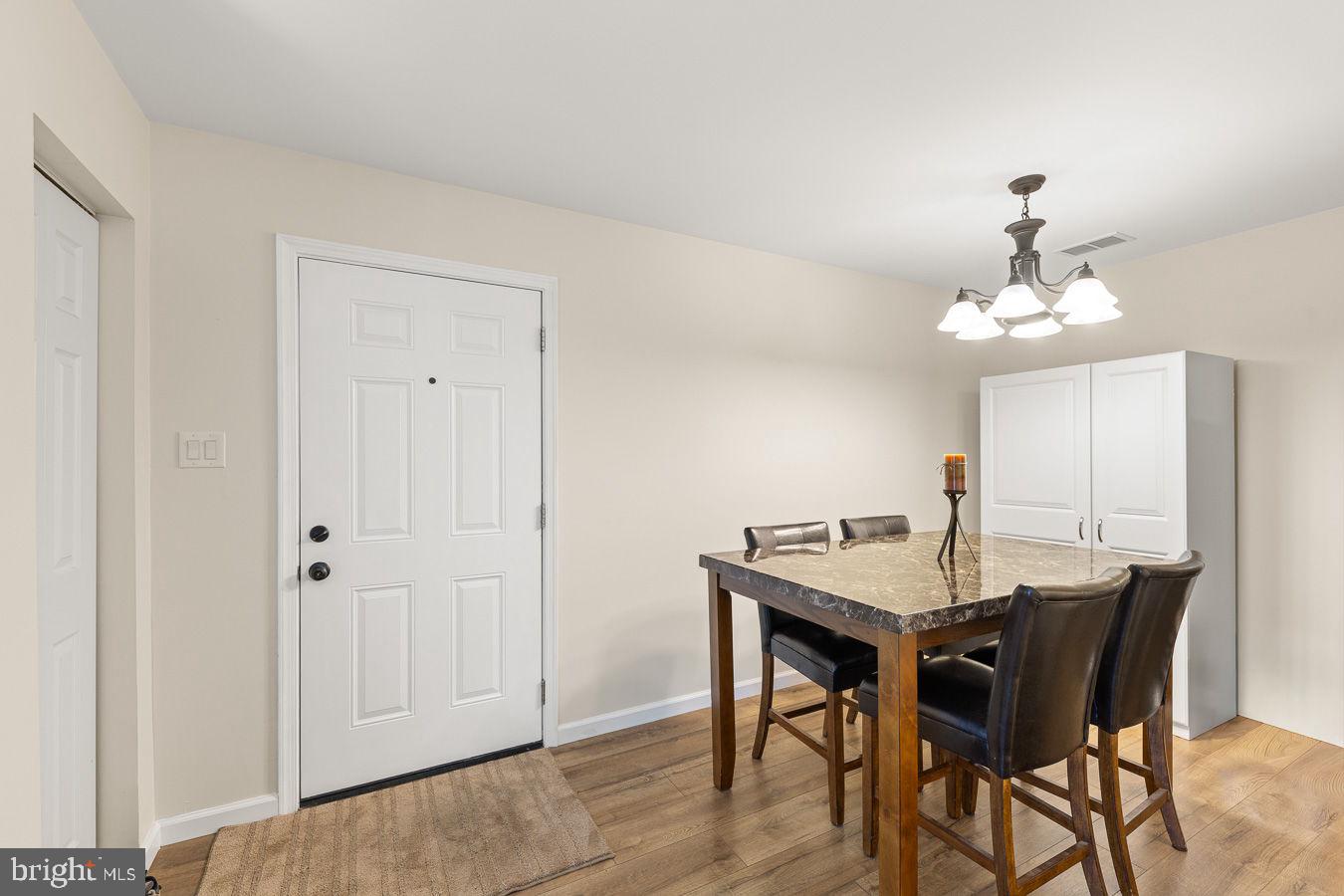 TIMBERLAKE TERRACE - Residential