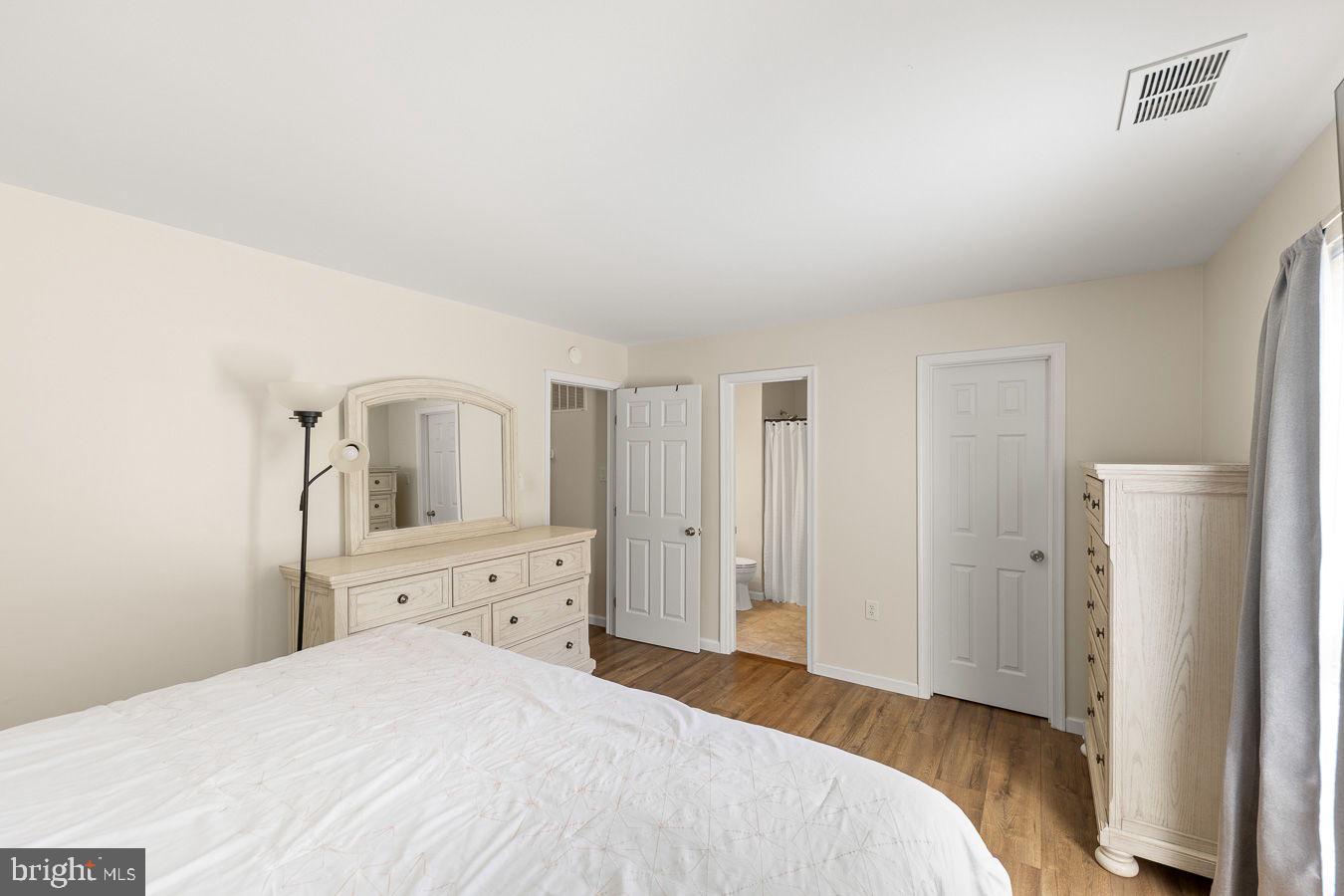 TIMBERLAKE TERRACE - Residential