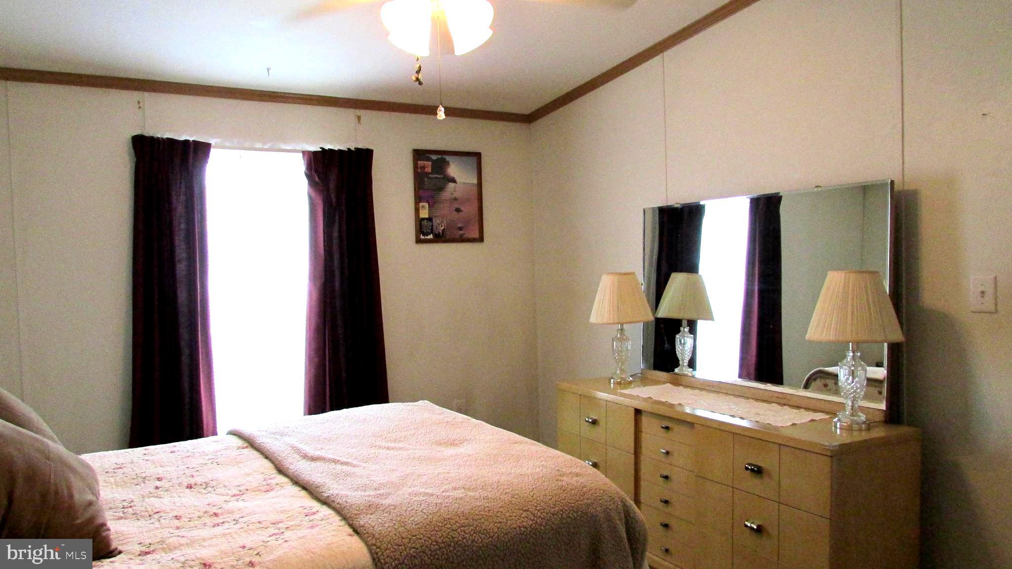 OAK MEADOWS - Residential