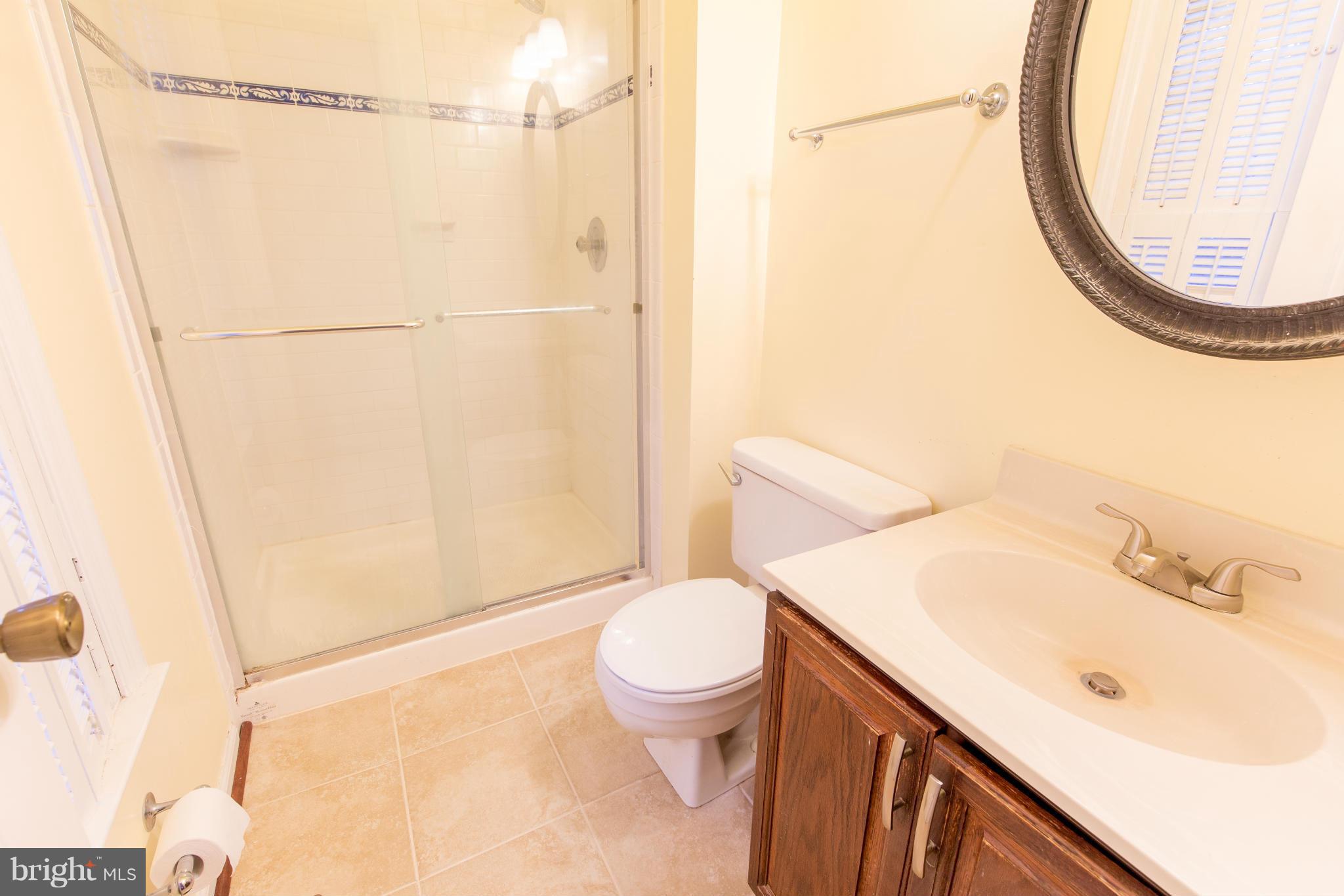 LAKE RIDGE - Residential