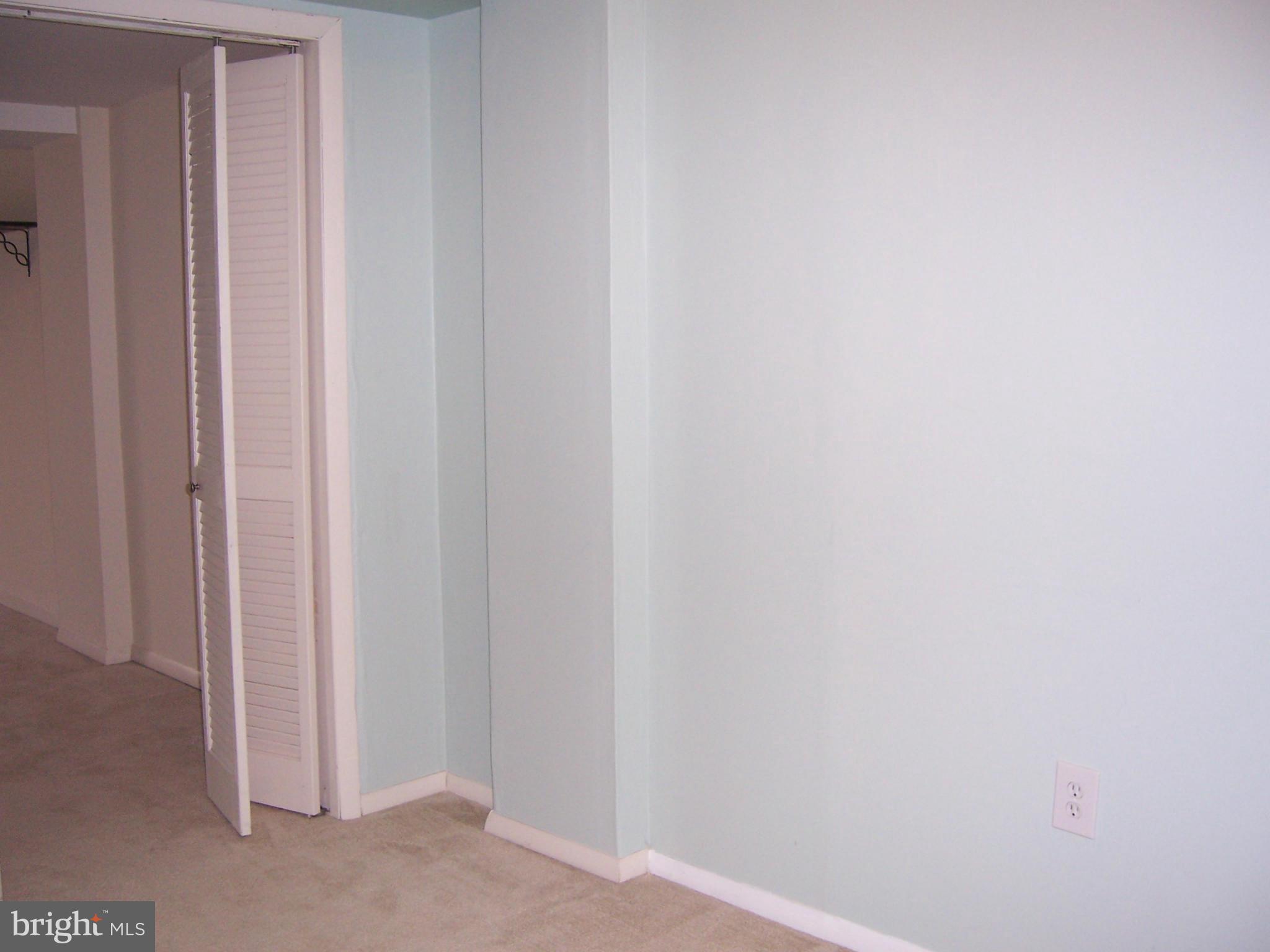 PINEWOOD GREENS - Residential Lease