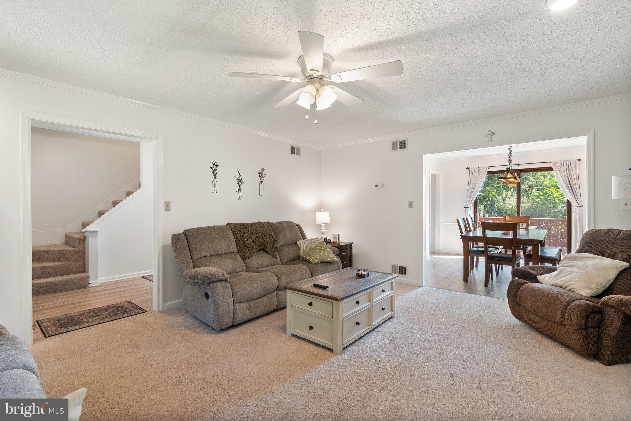 LAKE HOLIDAY ESTATES - Residential